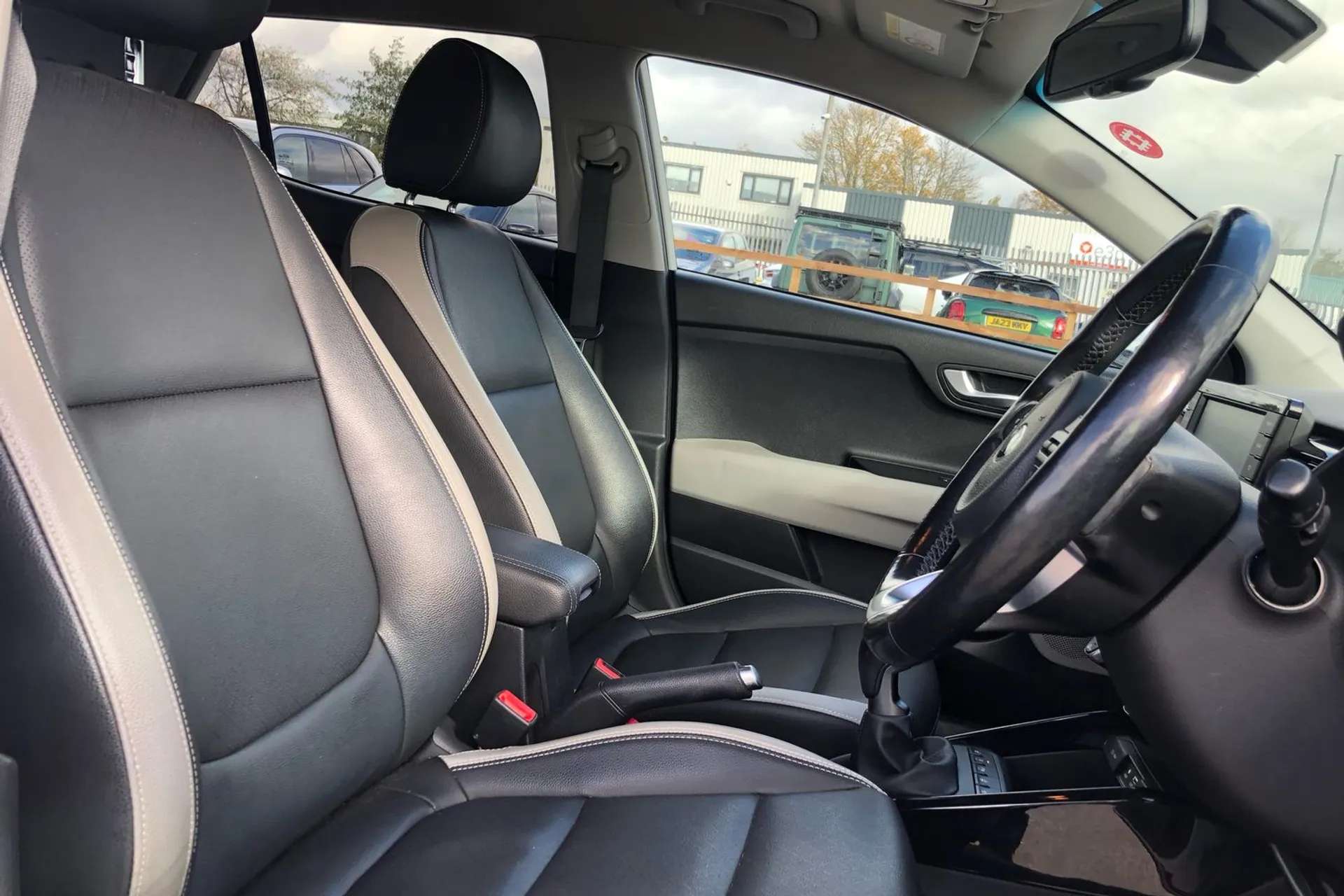 2019 KIA STONIC 2019 KIA STONIC