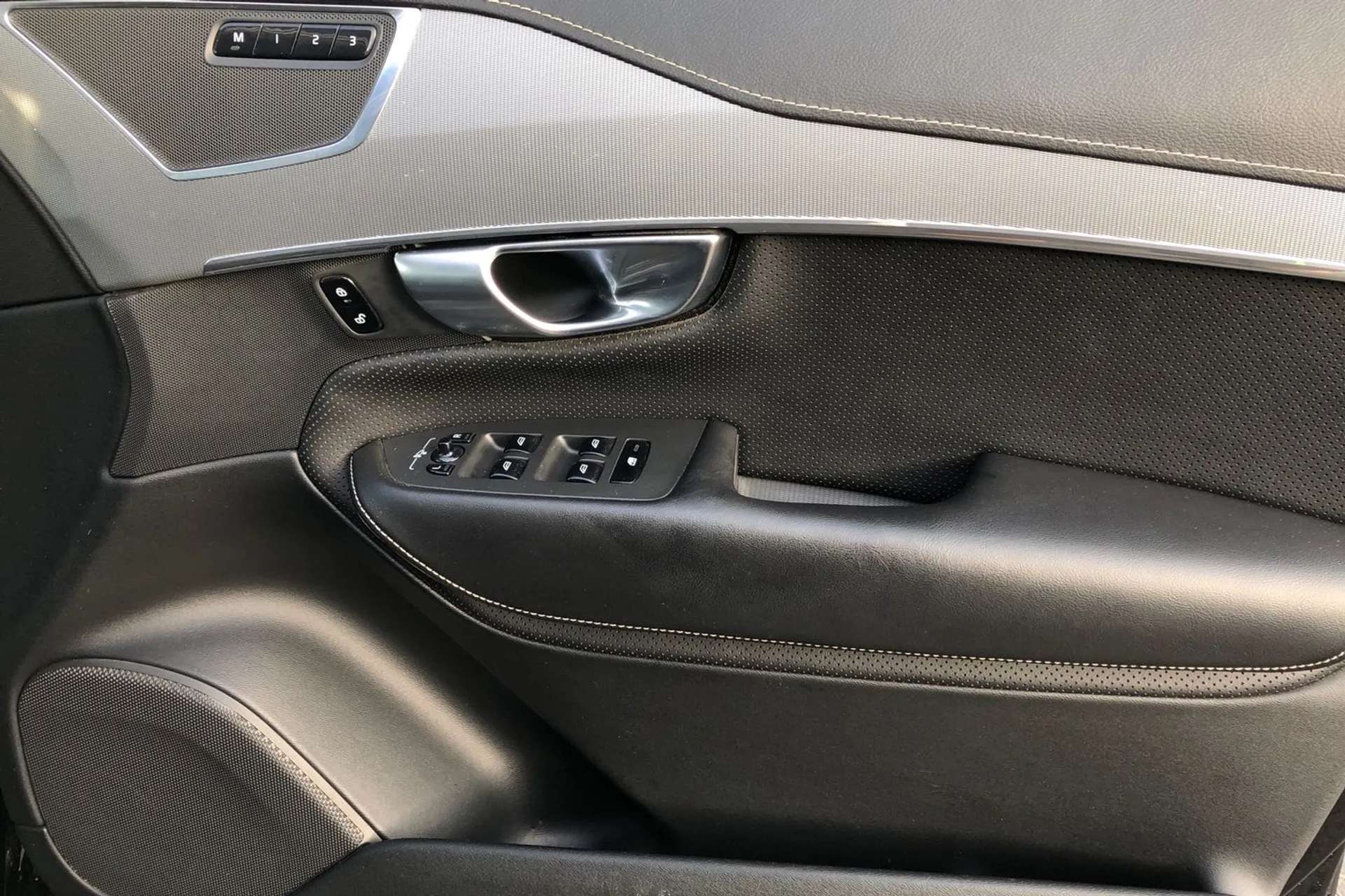 2019 VOLVO XC90 2019 VOLVO XC90