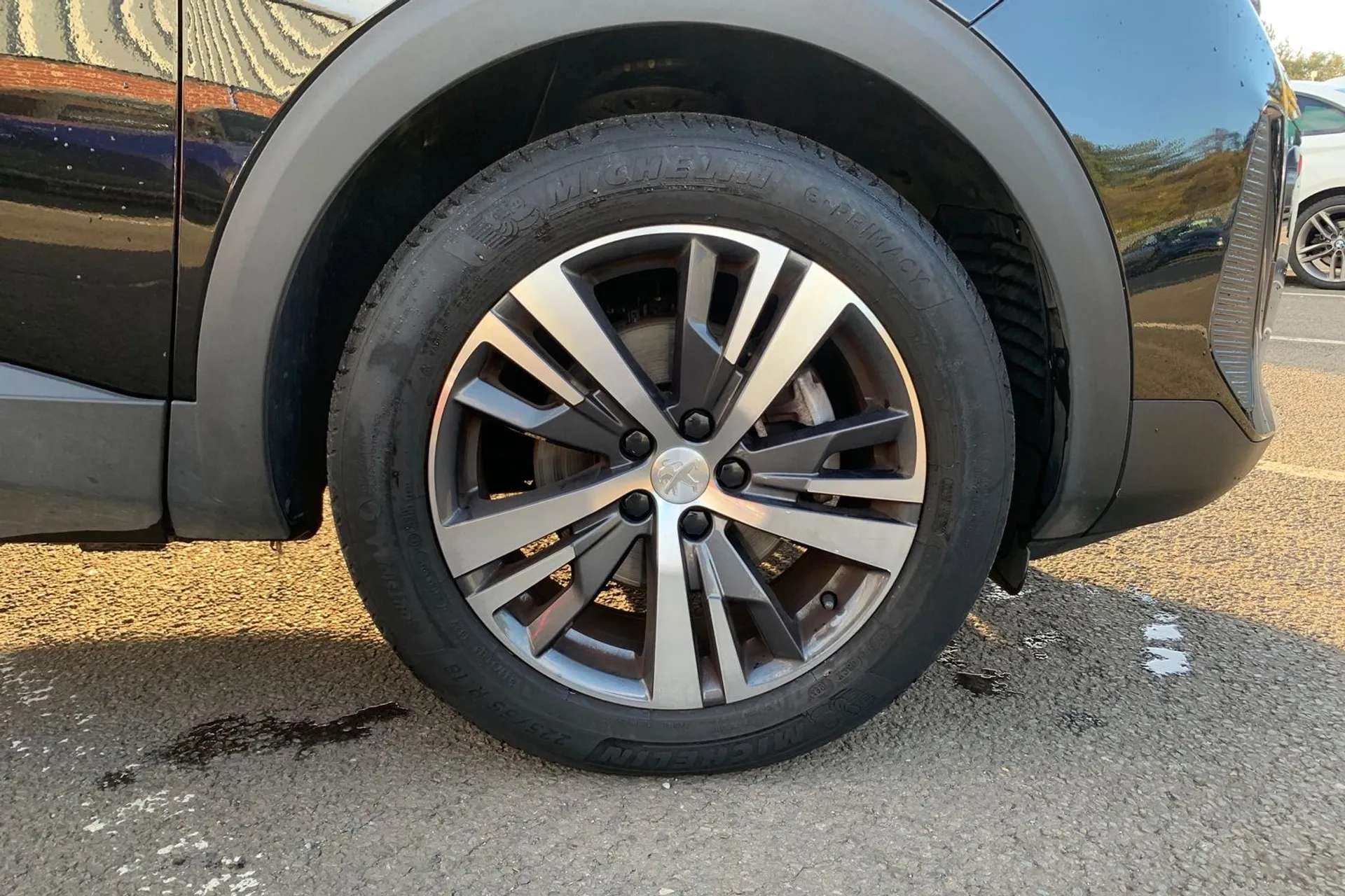 2023 PEUGEOT 3008 2023 PEUGEOT 3008