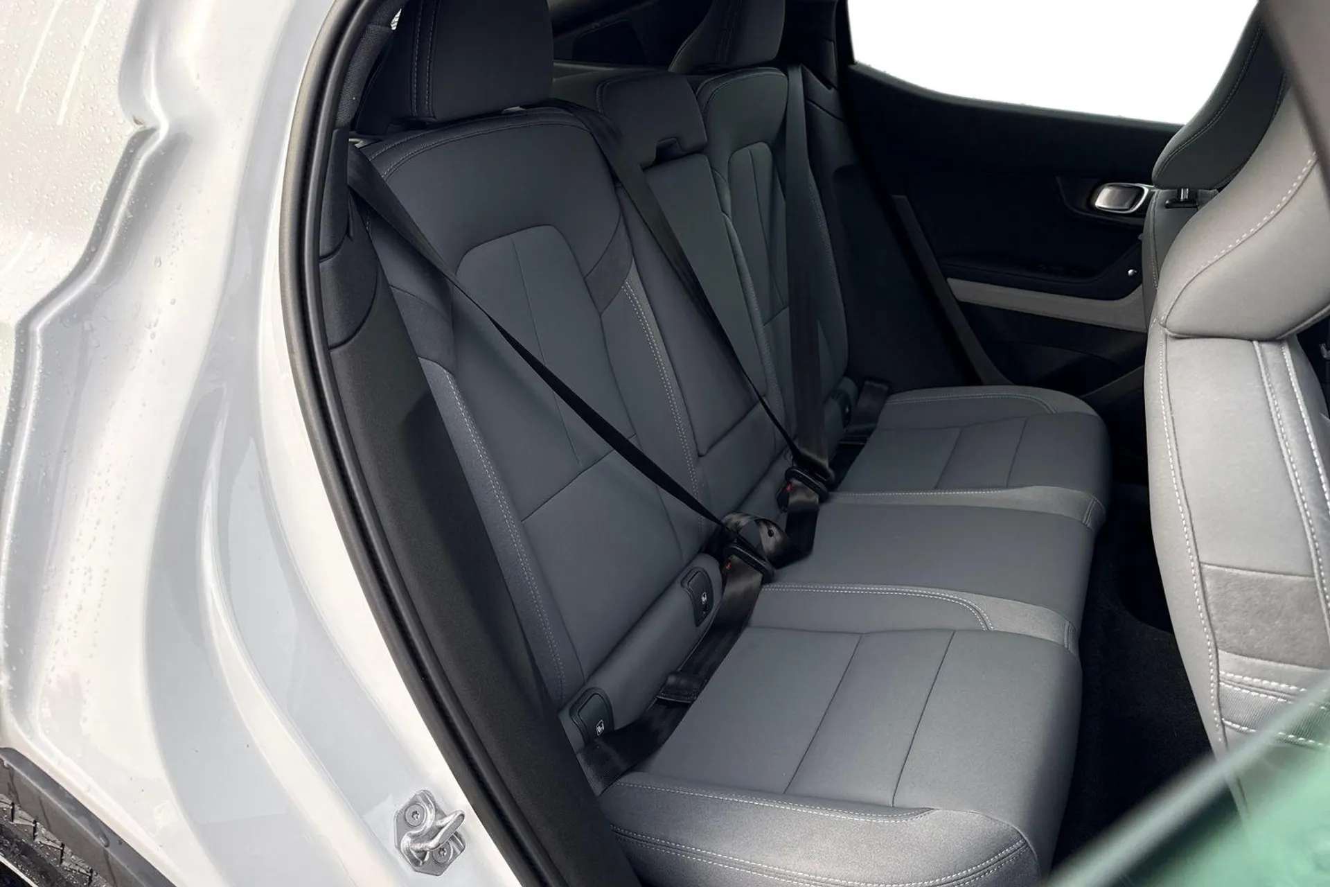 2020 POLESTAR 2 2020 POLESTAR 2