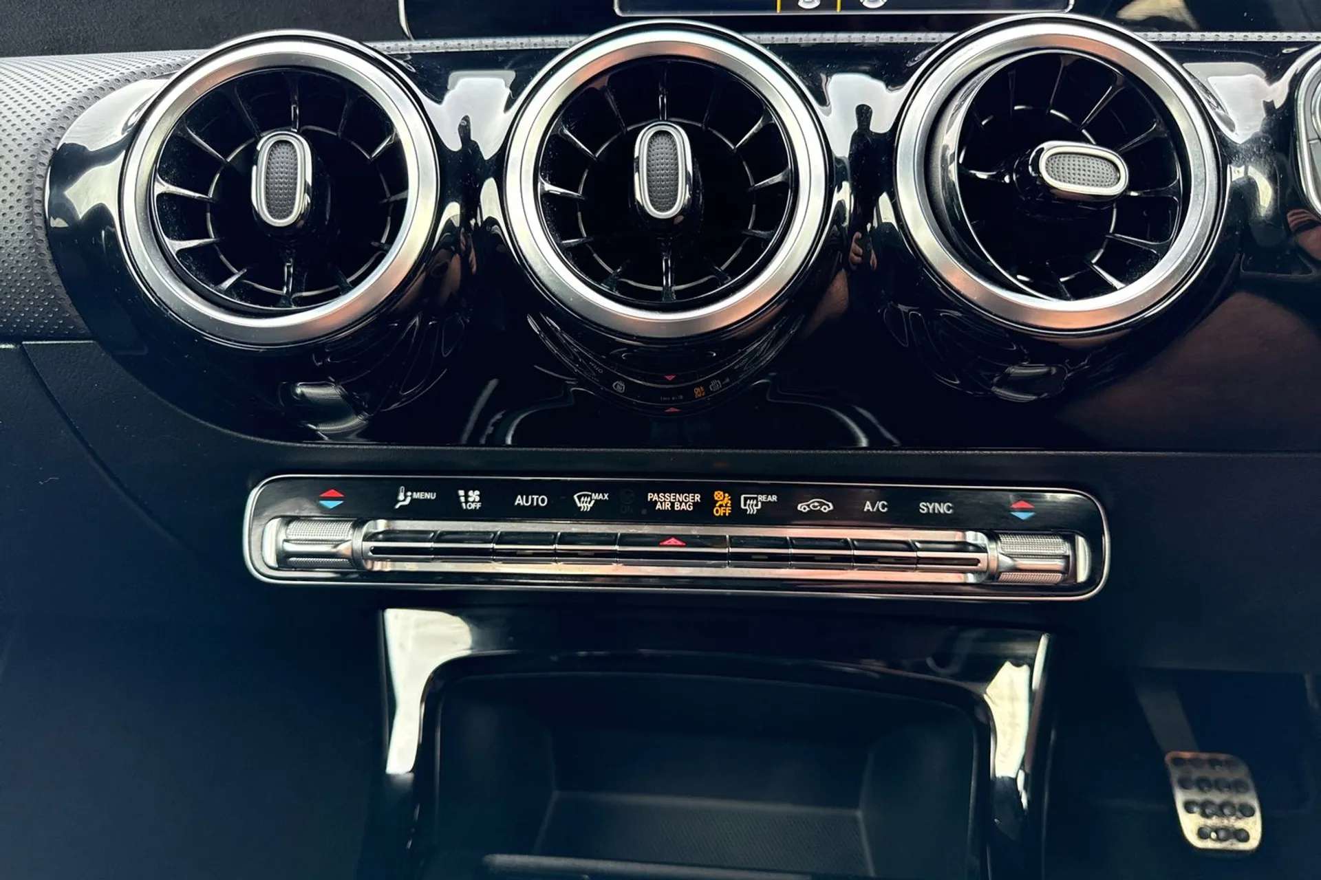 2020 MERCEDES-BENZ A CLASS 2020 MERCEDES-BENZ A CLASS