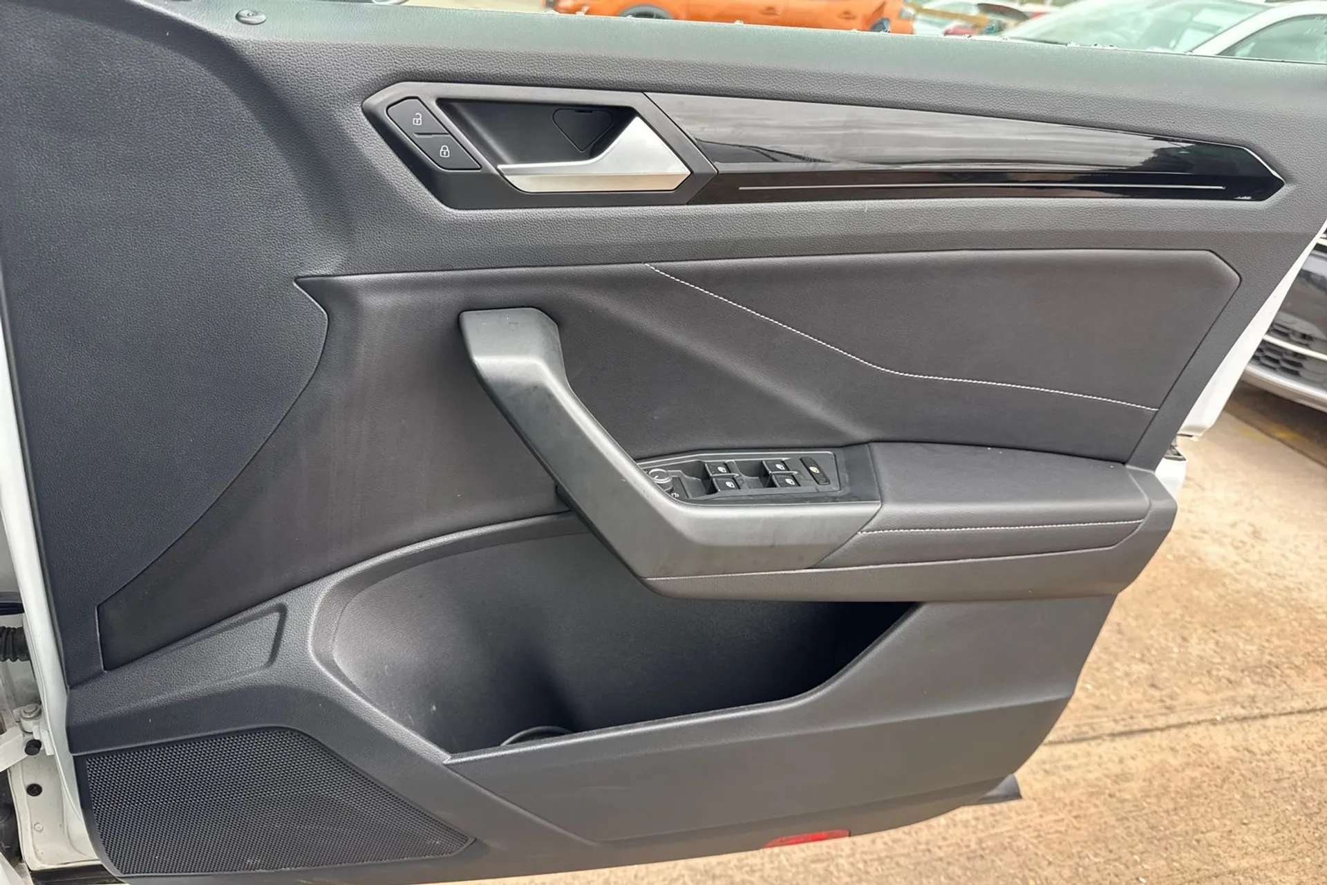 2022 VOLKSWAGEN T-ROC 2022 VOLKSWAGEN T-ROC