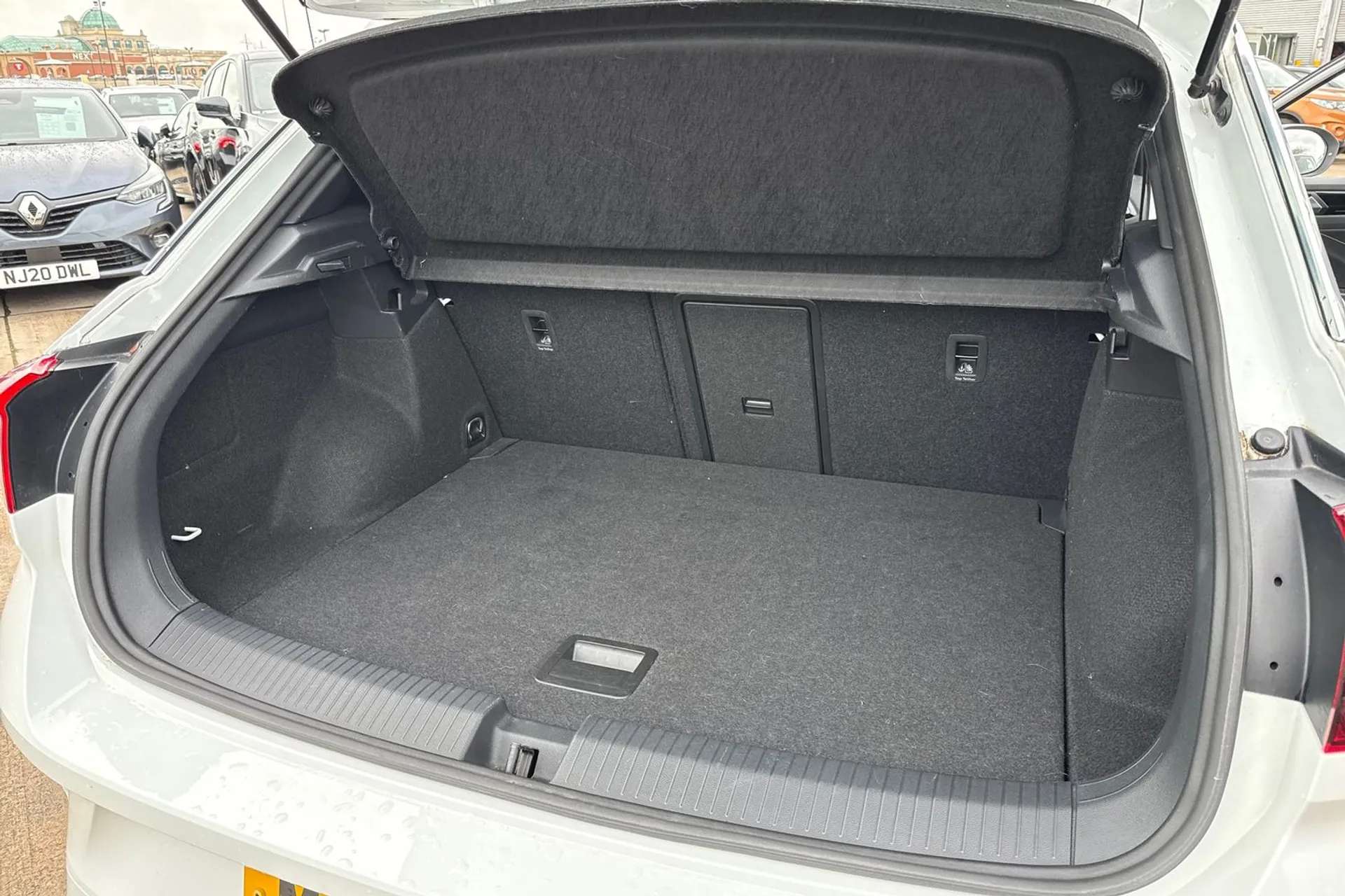 2022 VOLKSWAGEN T-ROC 2022 VOLKSWAGEN T-ROC