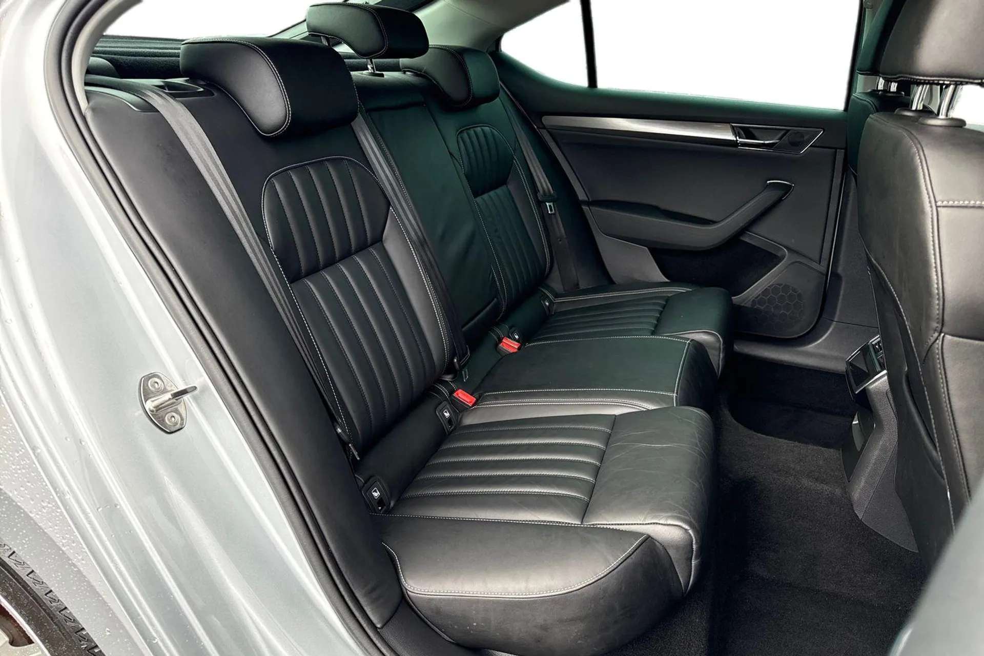 2021 SKODA SUPERB 2021 SKODA SUPERB