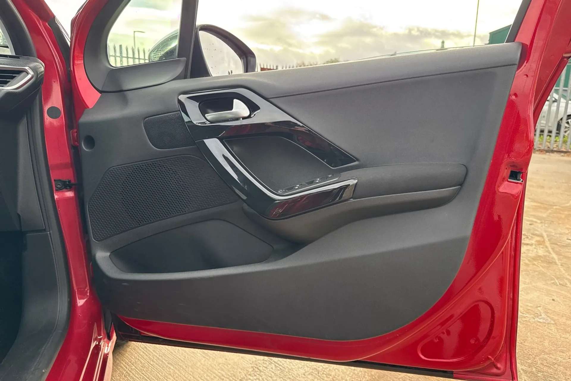 2018 PEUGEOT 208 2018 PEUGEOT 208