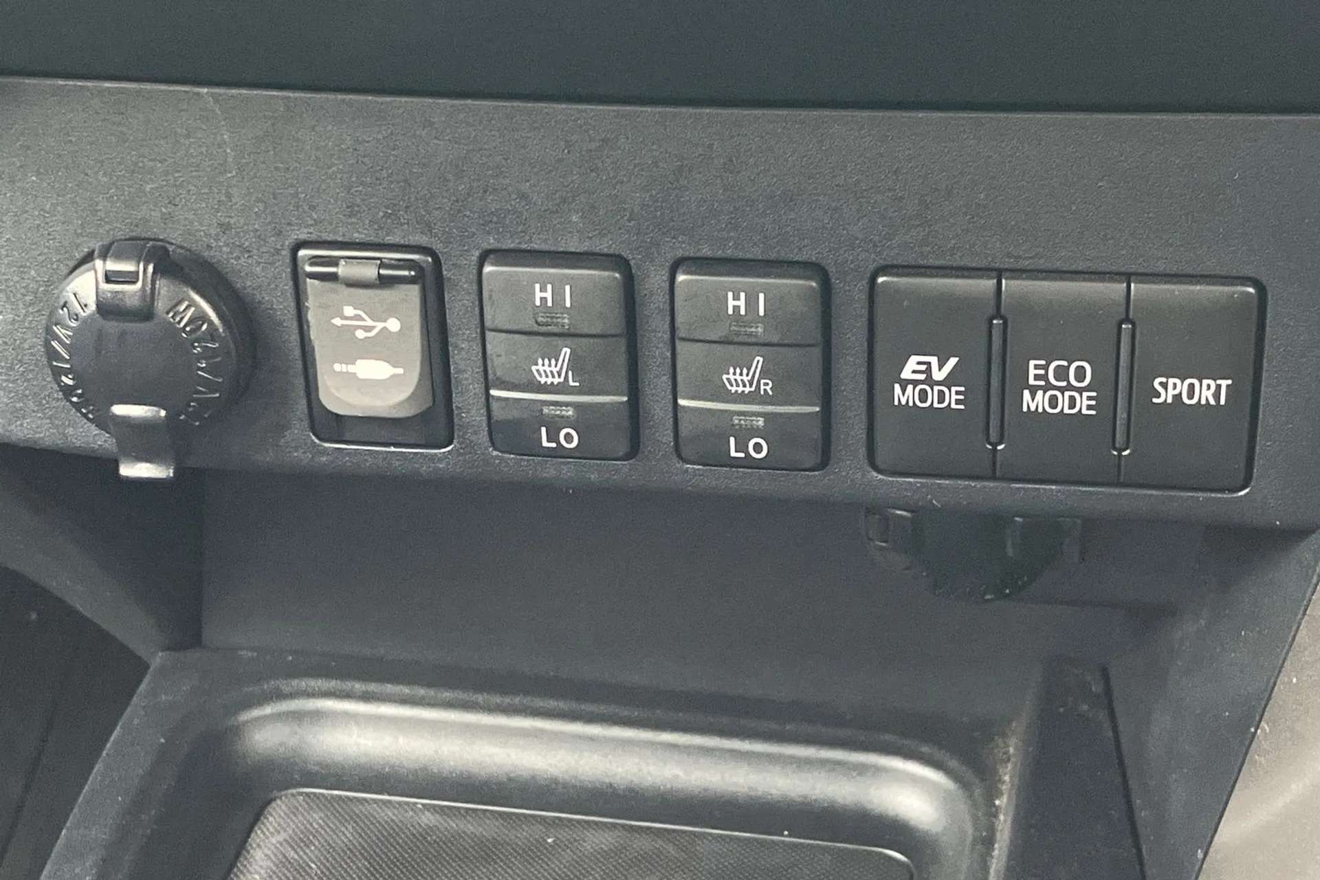 2017 TOYOTA RAV4 2017 TOYOTA RAV4