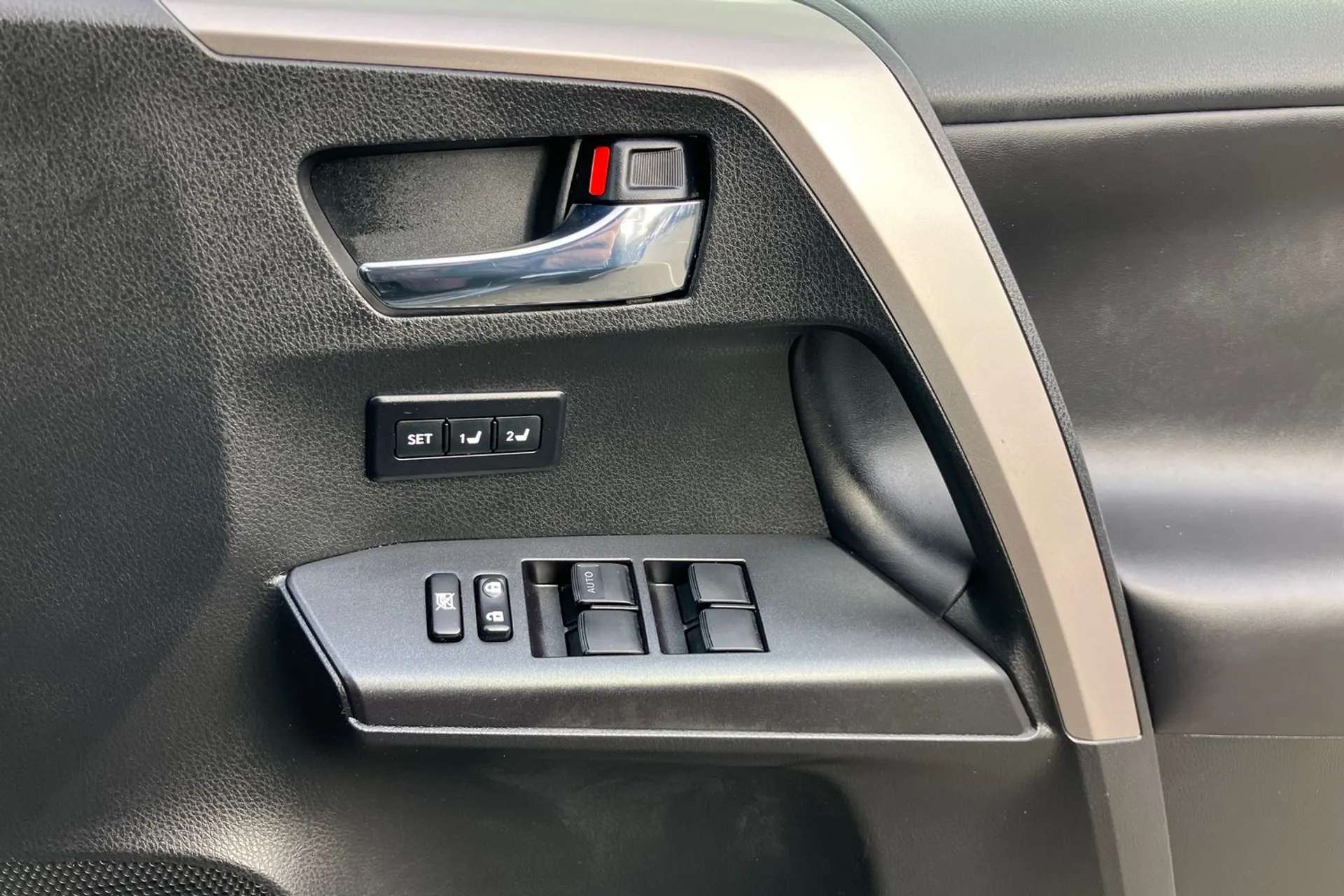 2017 TOYOTA RAV4 2017 TOYOTA RAV4