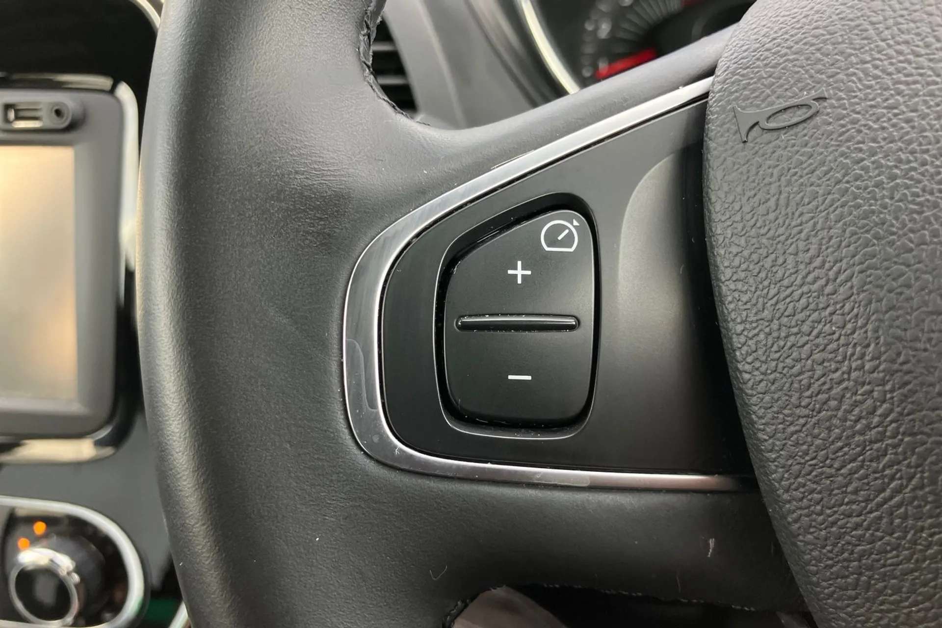 2016 RENAULT CAPTUR 2016 RENAULT CAPTUR