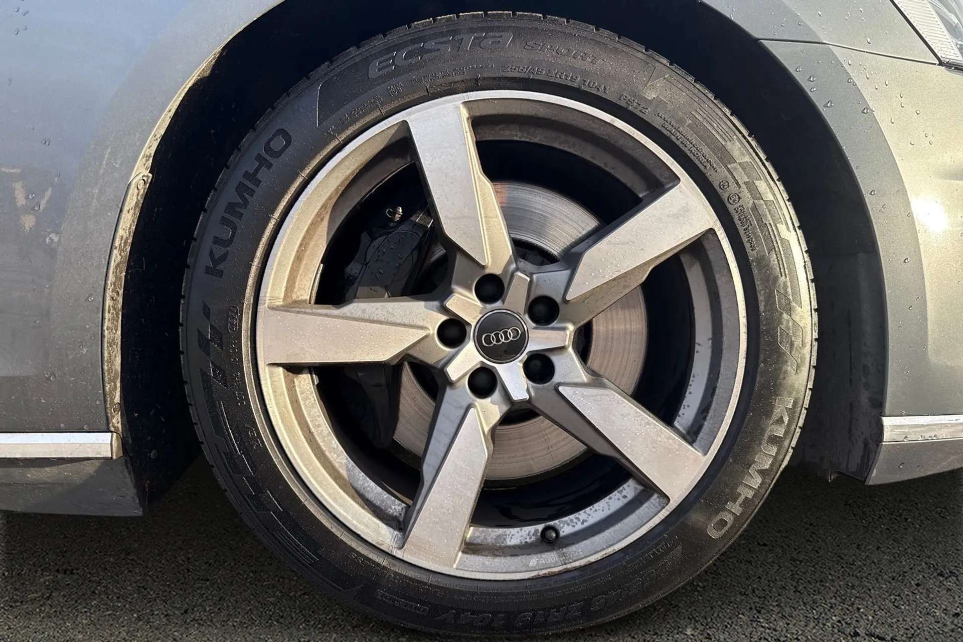 2018 AUDI A8 2018 AUDI A8