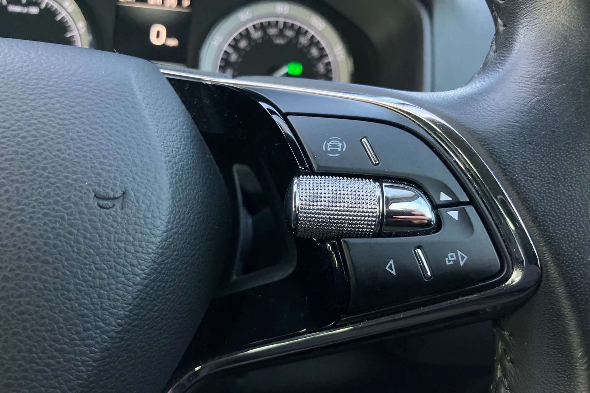 2020 SKODA KAROQ 2020 SKODA KAROQ