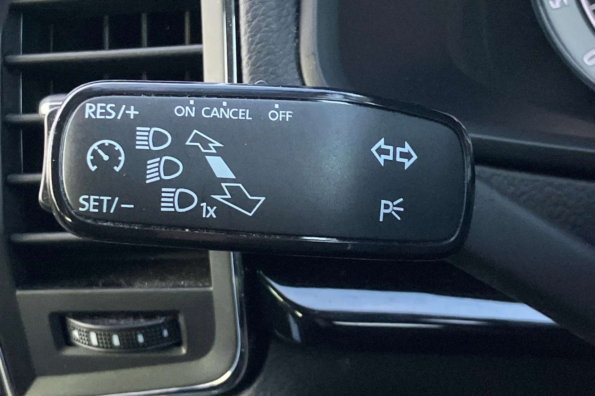 2020 SKODA KAROQ 2020 SKODA KAROQ