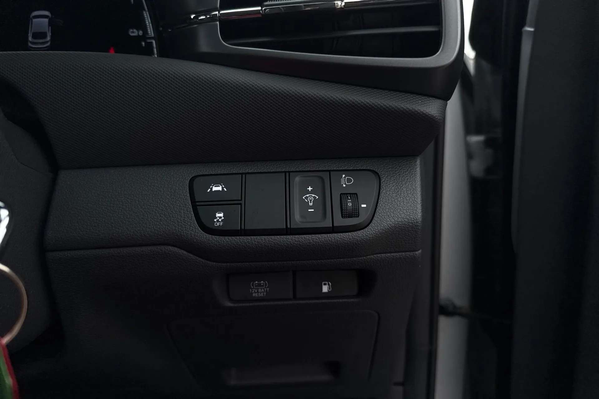 2022 HYUNDAI IONIQ 2022 HYUNDAI IONIQ