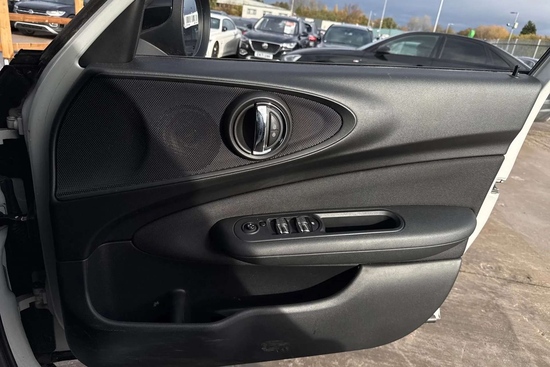 2018 MINI CLUBMAN 2018 MINI CLUBMAN