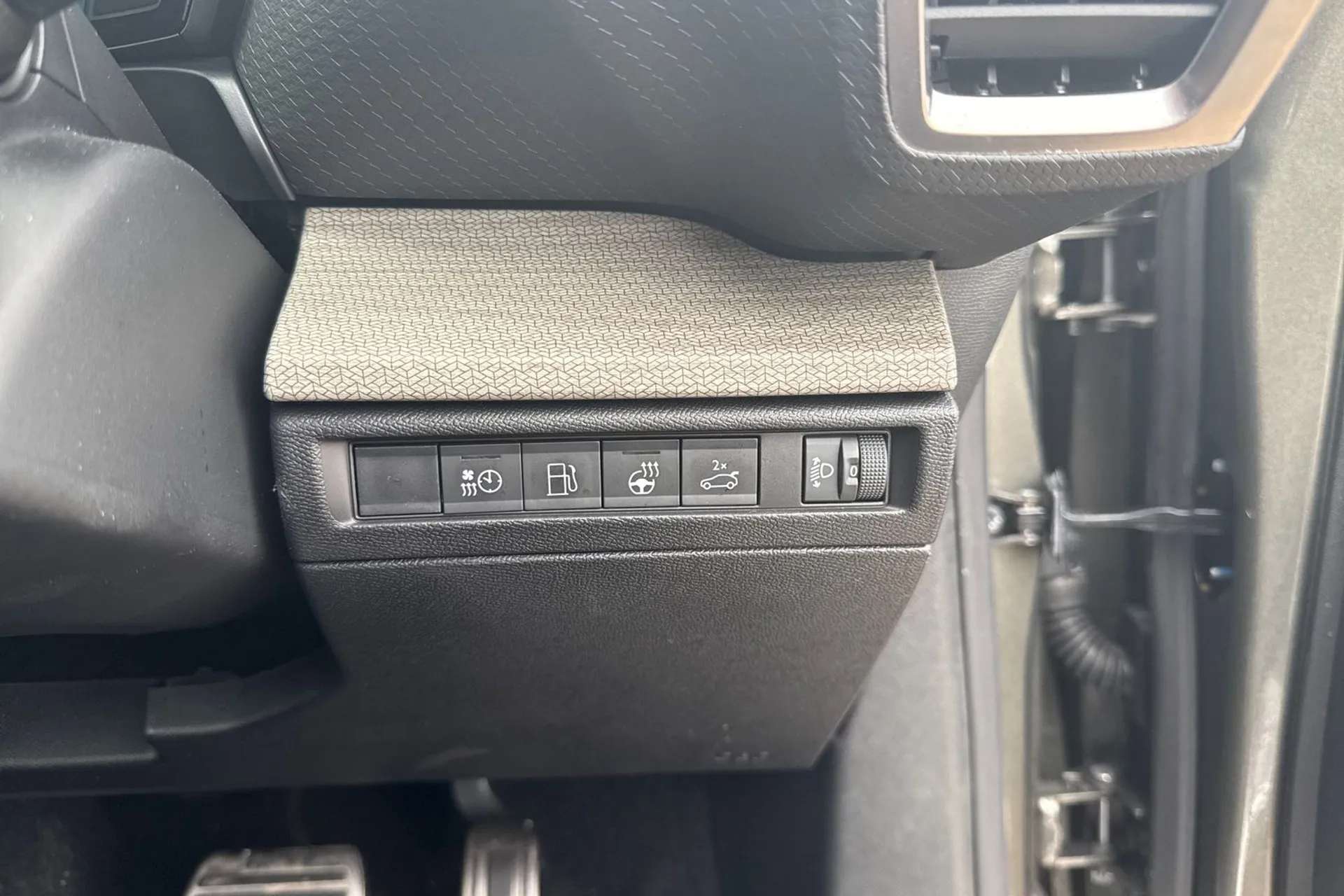 2024 CITROEN C5 X 2024 CITROEN C5 X