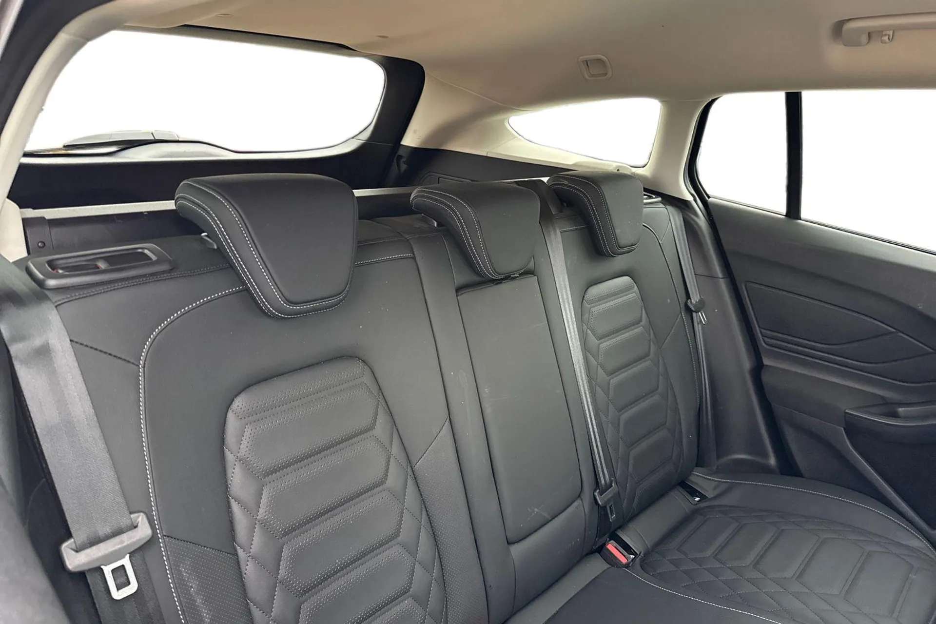 2024 FORD FOCUS 2024 FORD FOCUS