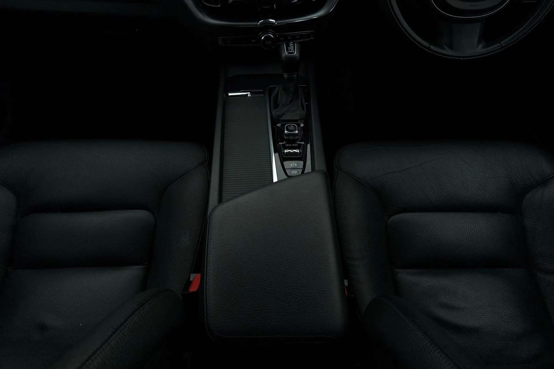 2019 VOLVO XC60 2019 VOLVO XC60