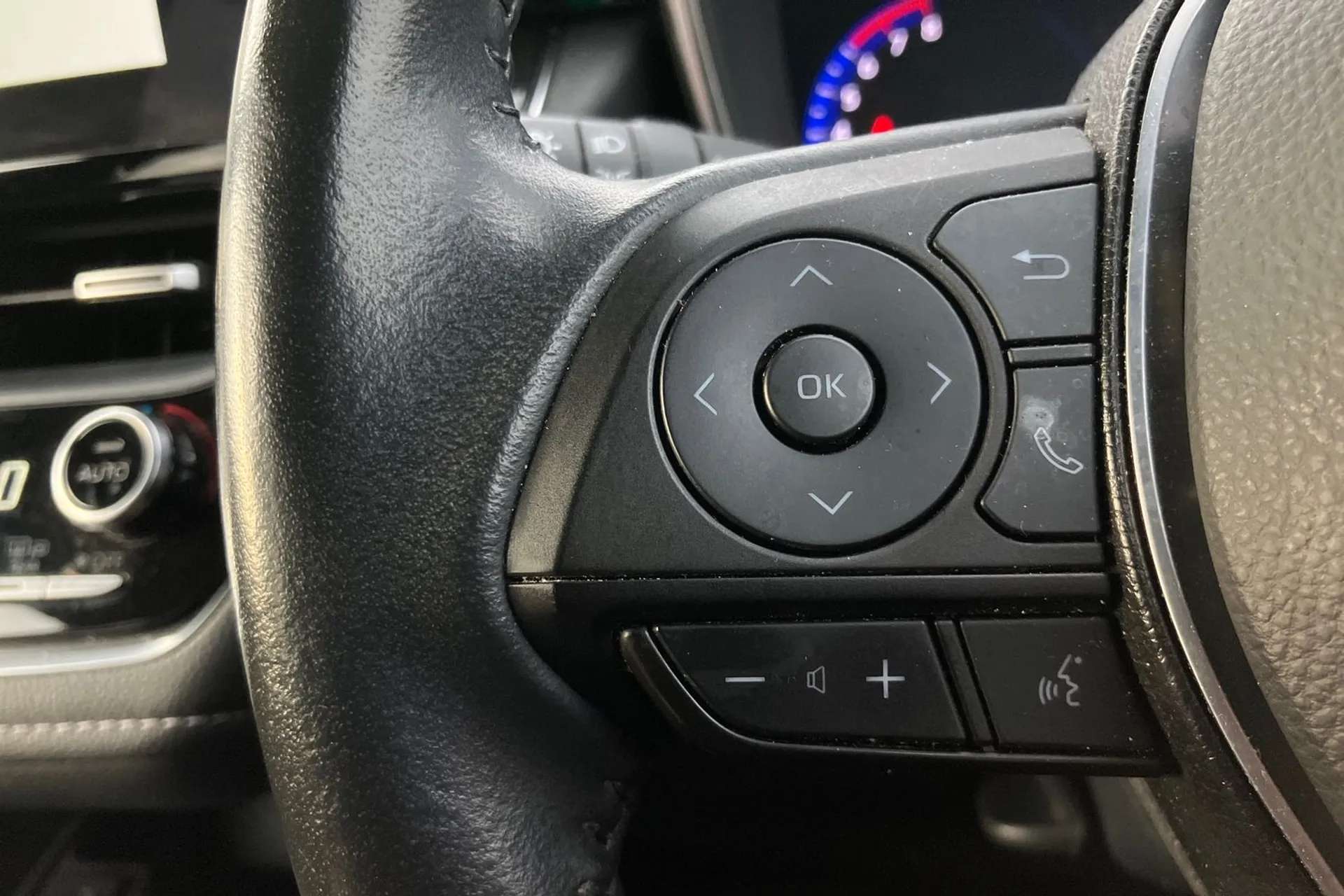 2022 TOYOTA COROLLA 2022 TOYOTA COROLLA