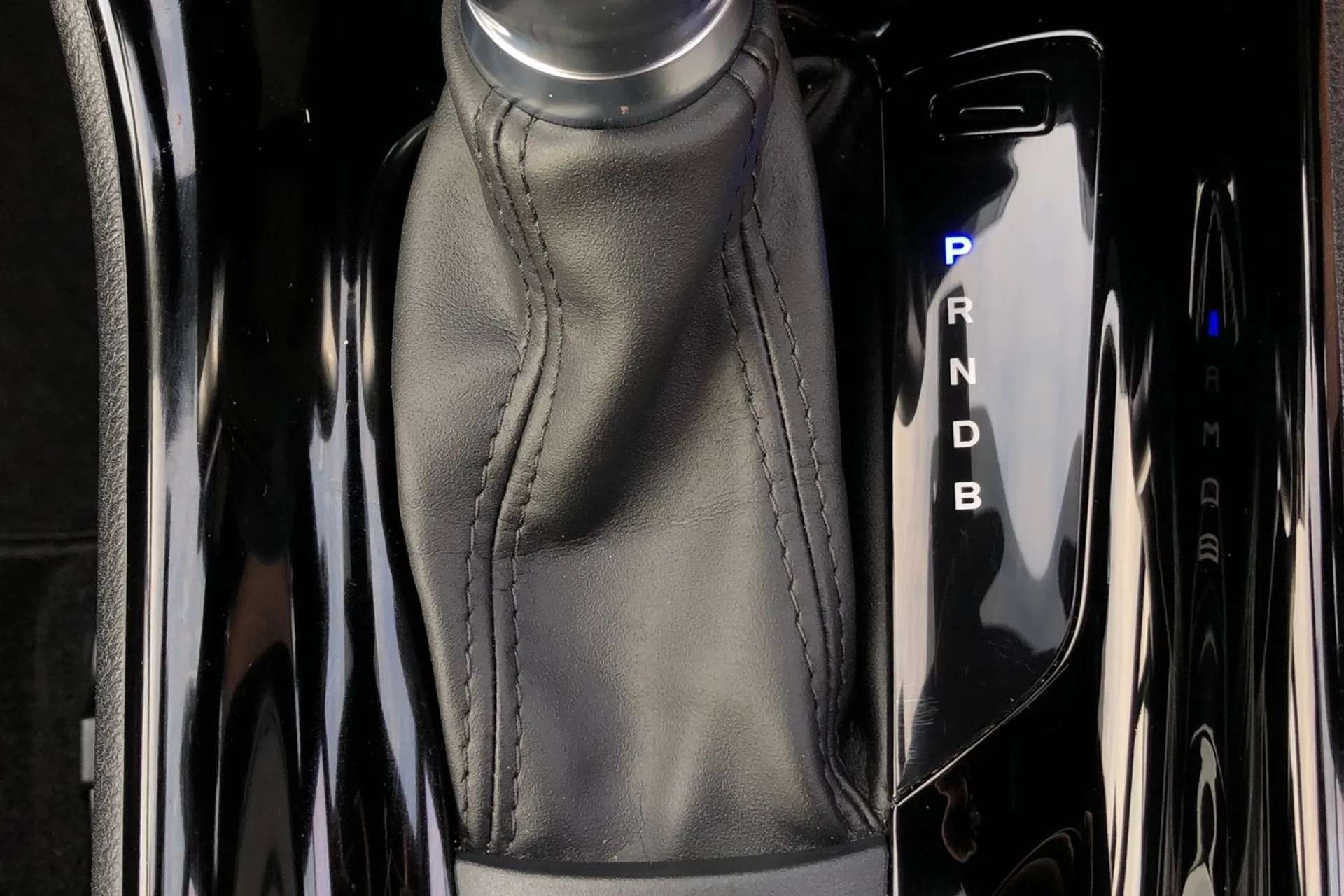 2022 TOYOTA C-HR 2022 TOYOTA C-HR