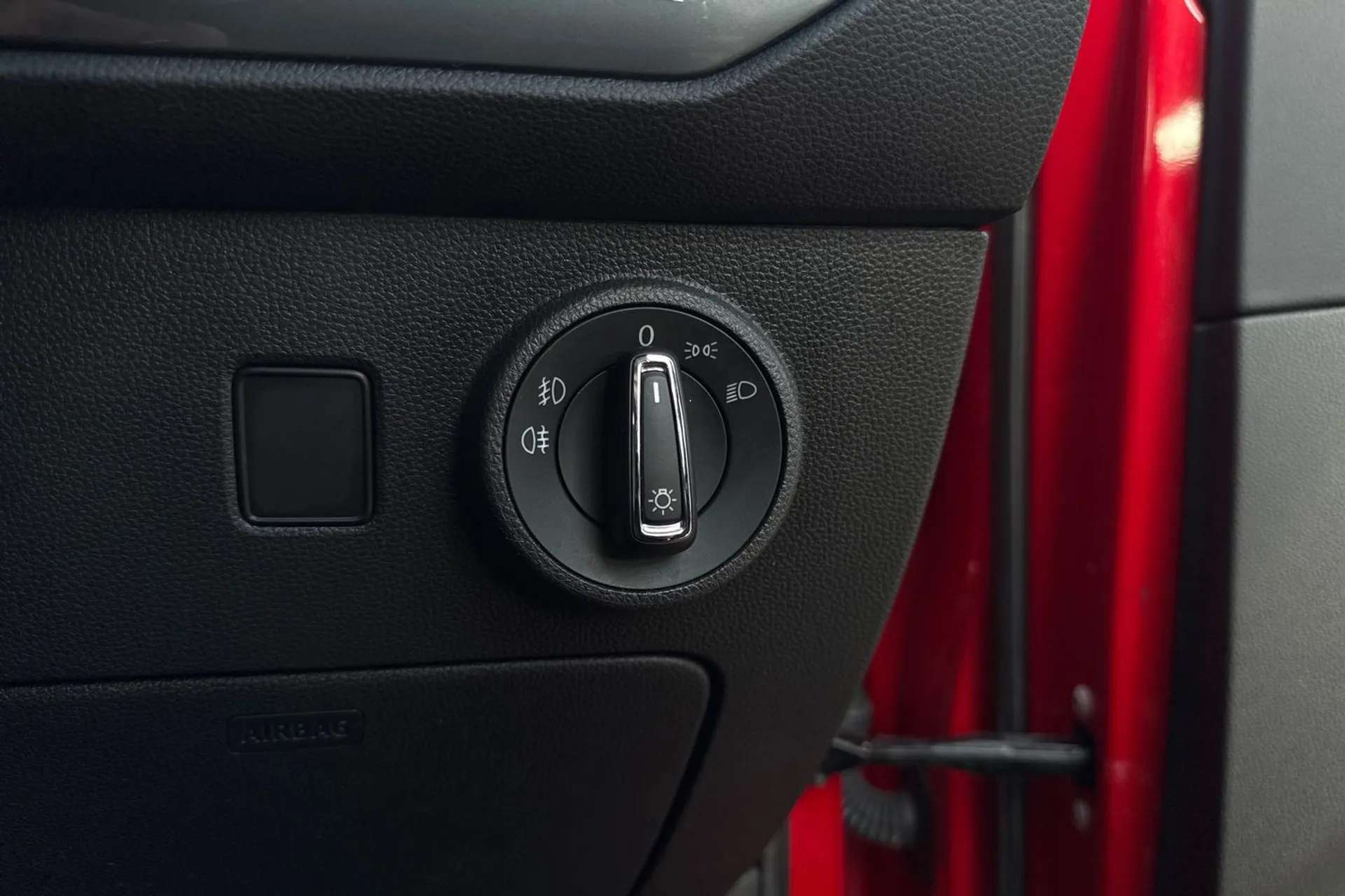 2017 SEAT ATECA 2017 SEAT ATECA