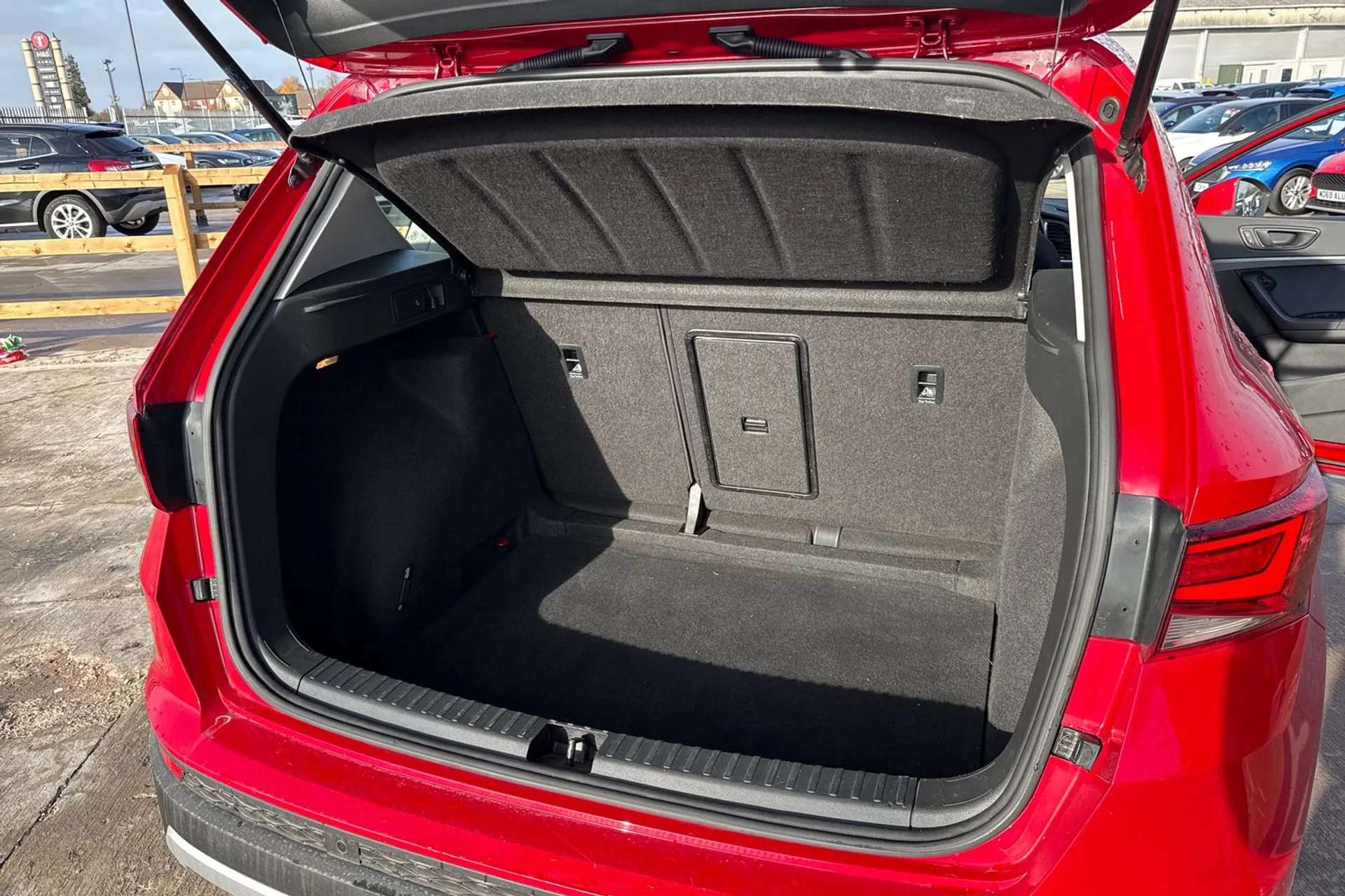 2017 SEAT ATECA 2017 SEAT ATECA