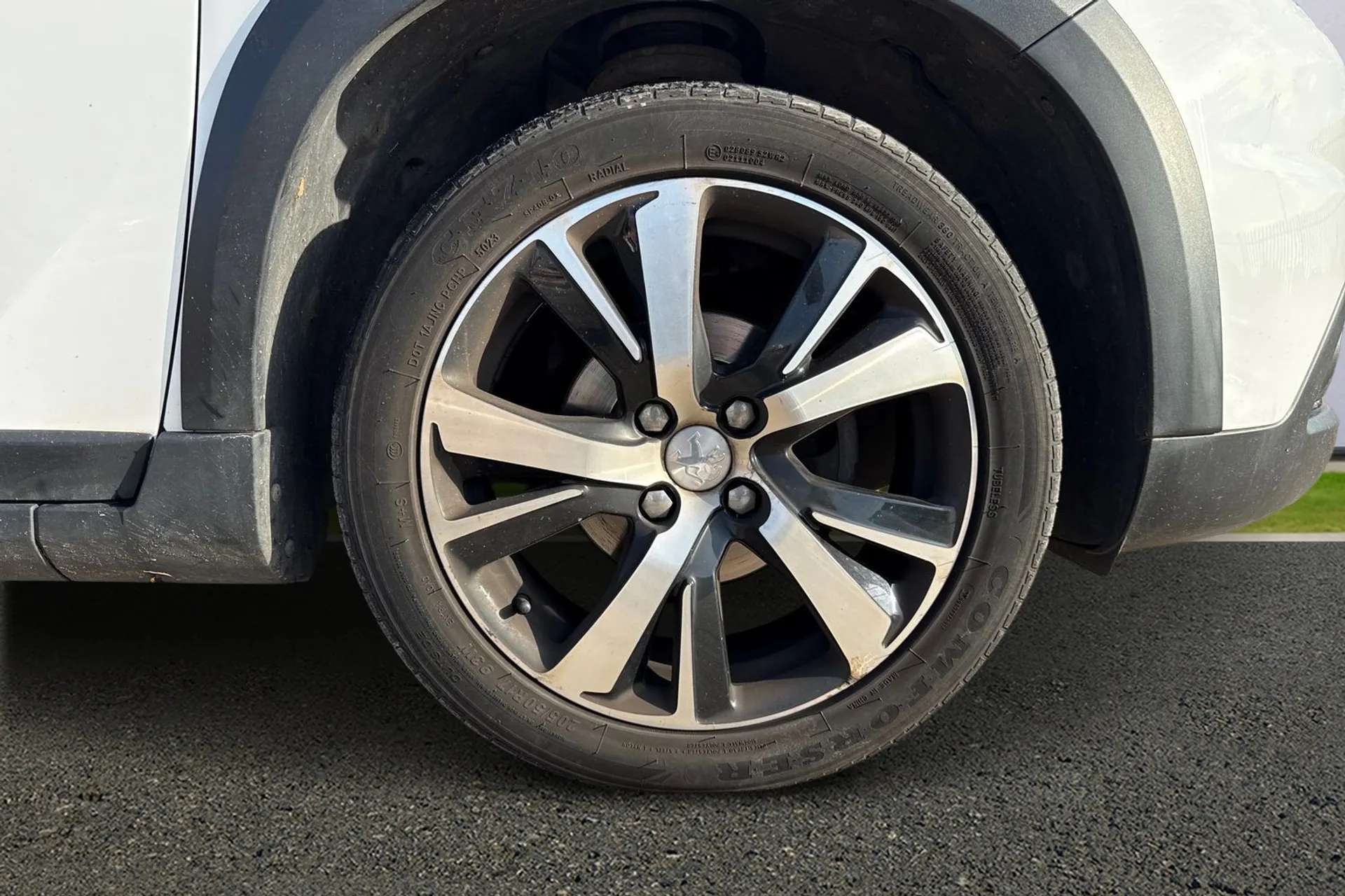 2019 PEUGEOT 2008 2019 PEUGEOT 2008