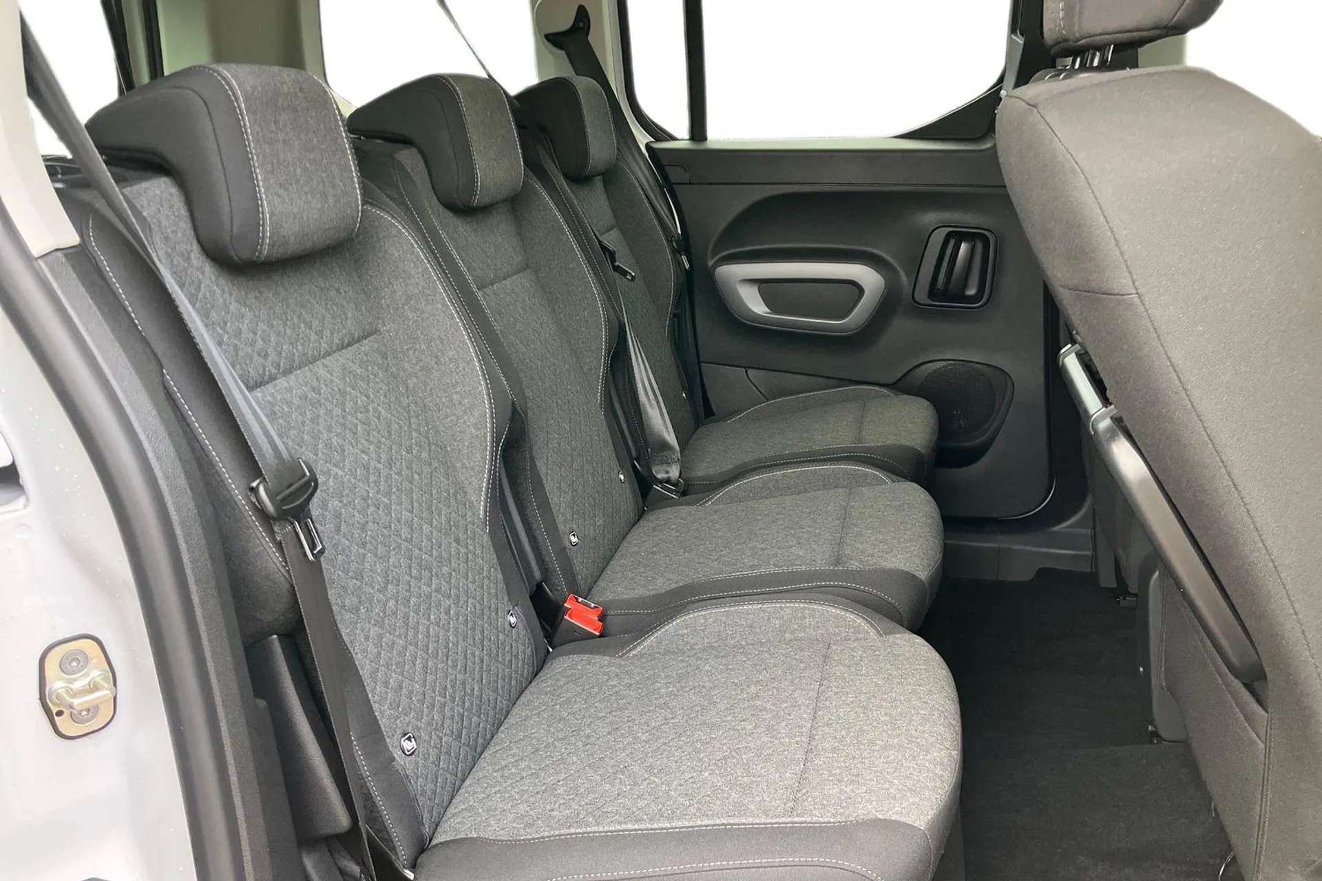 2024 VAUXHALL COMBO LIFE 2024 VAUXHALL COMBO LIFE