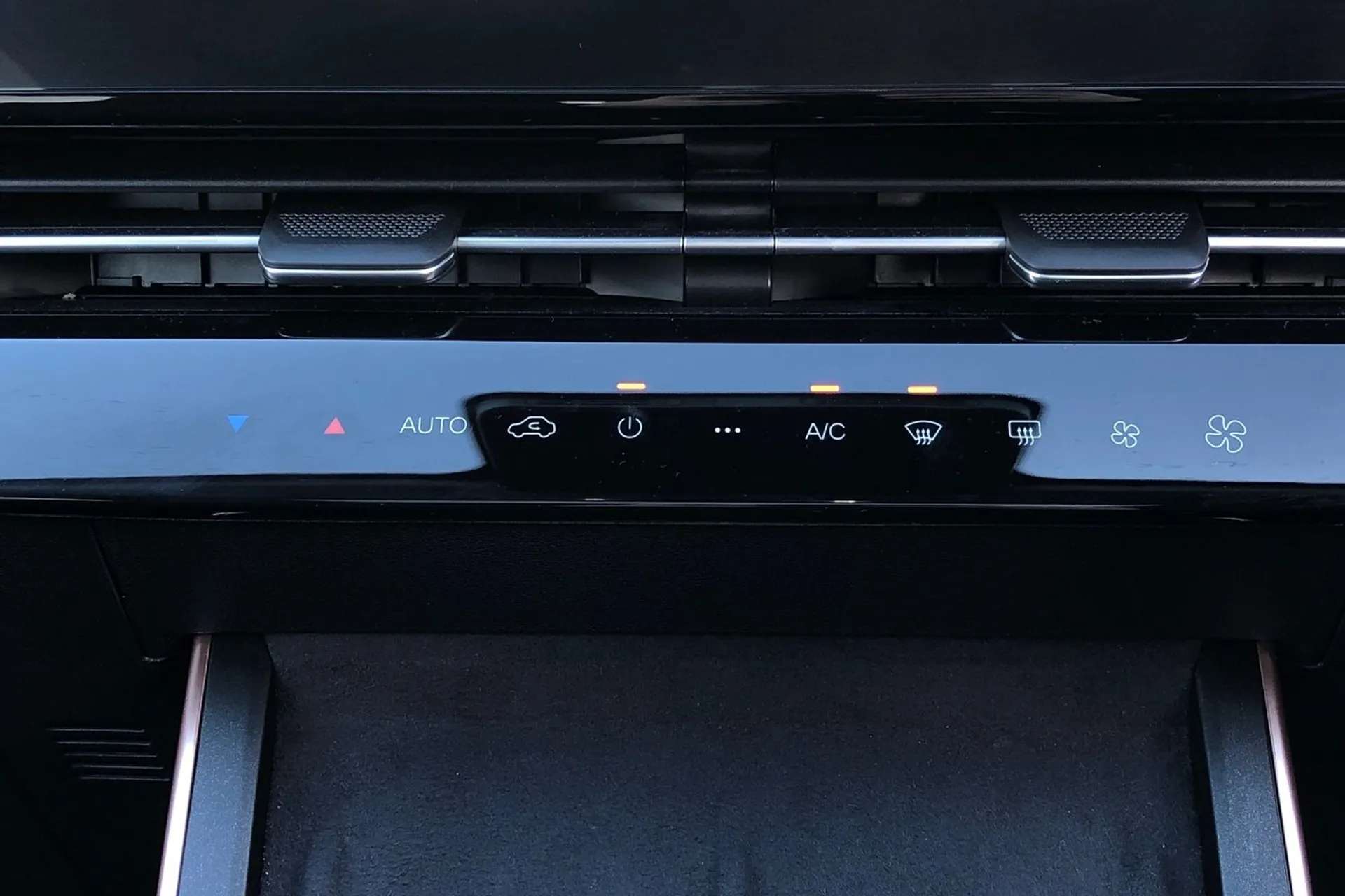 2025 OMODA 5 2025 OMODA 5