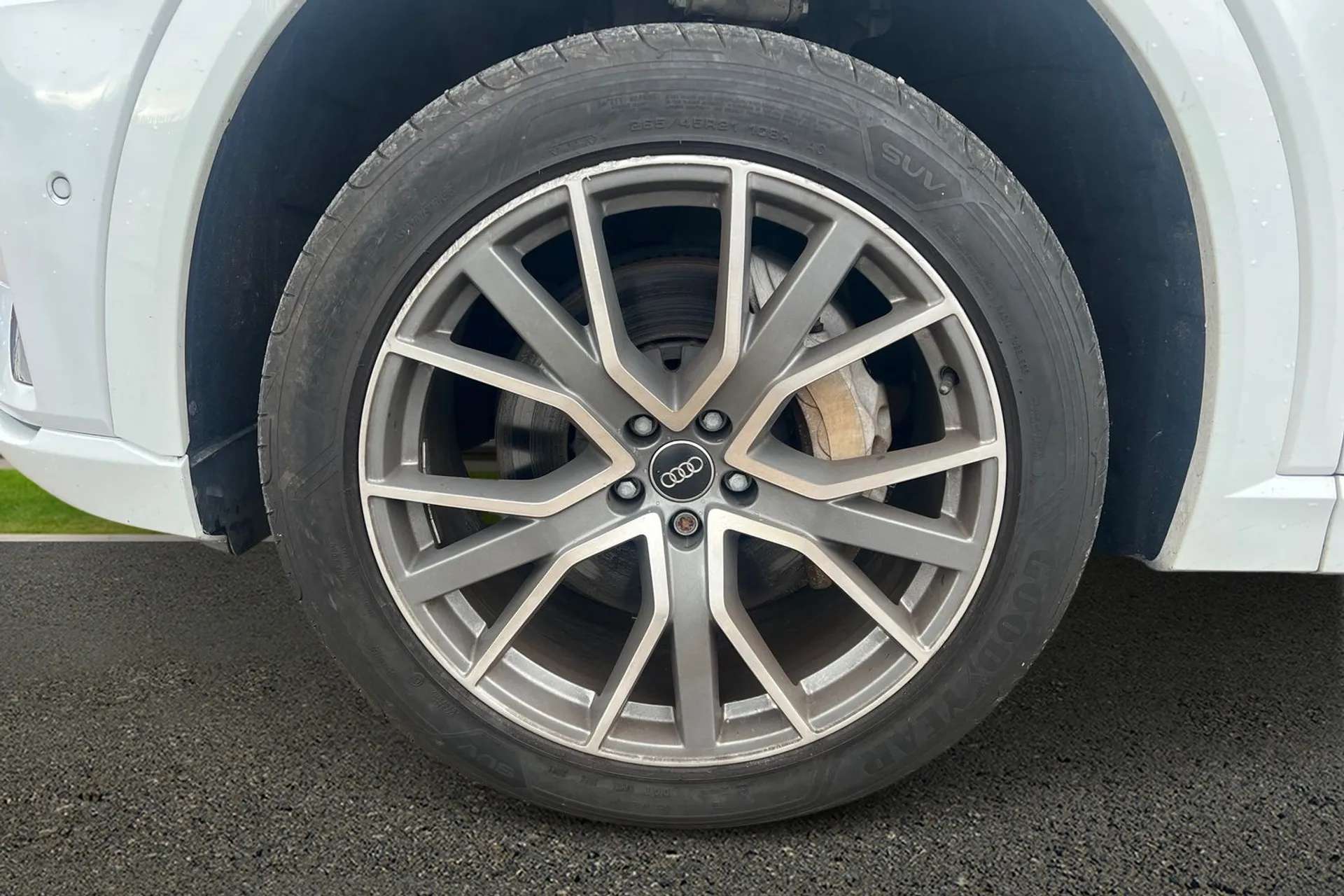 2019 AUDI E-TRON 2019 AUDI E-TRON