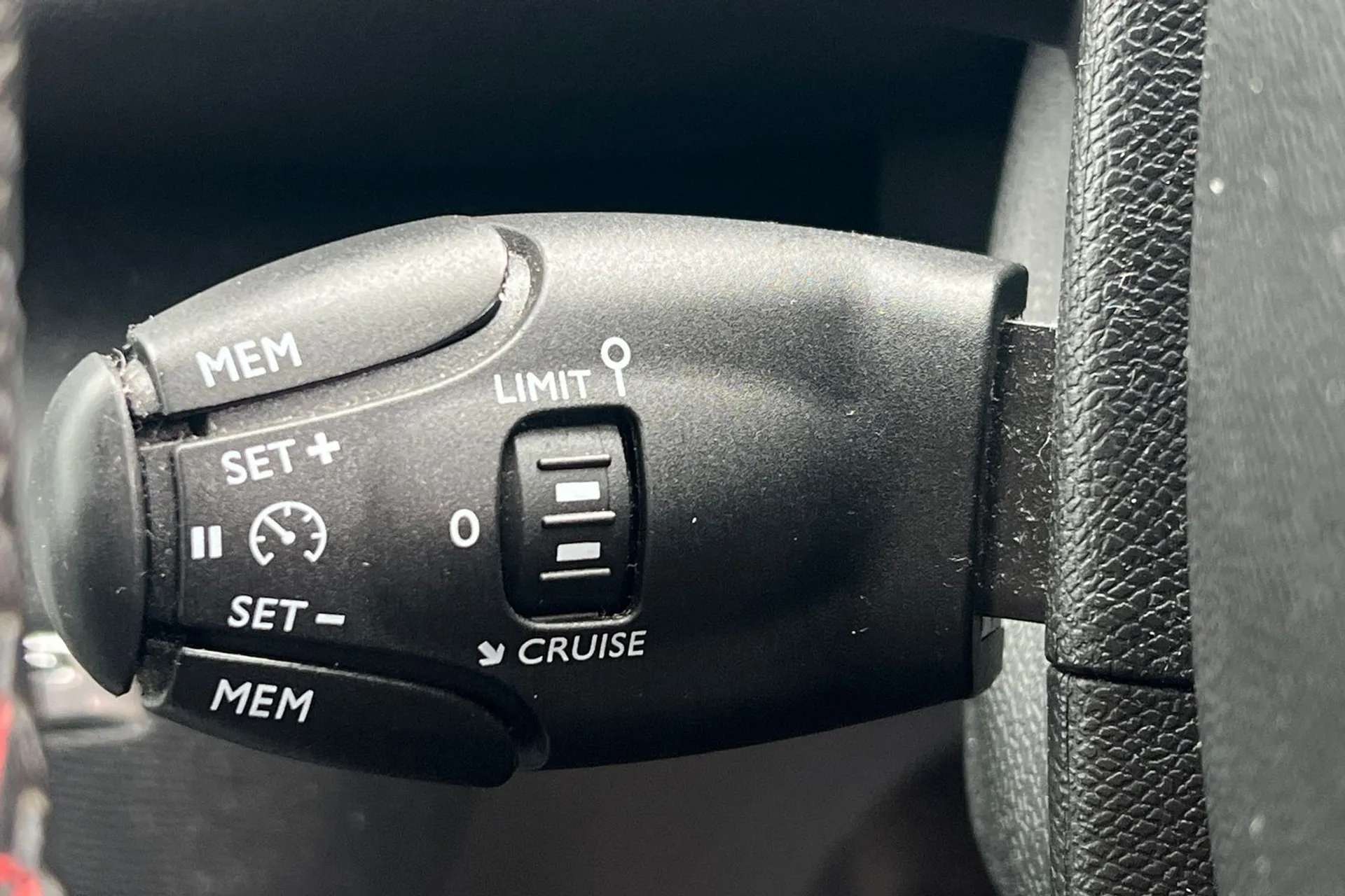 2019 PEUGEOT 308 2019 PEUGEOT 308