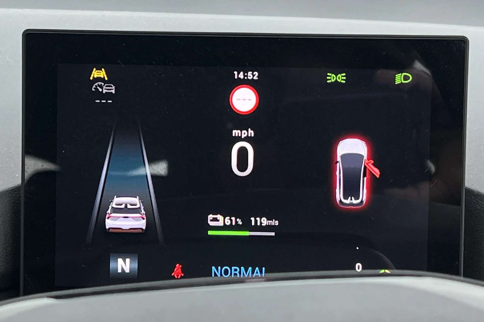 2024 MG MOTOR UK MG4 2024 MG MOTOR UK MG4