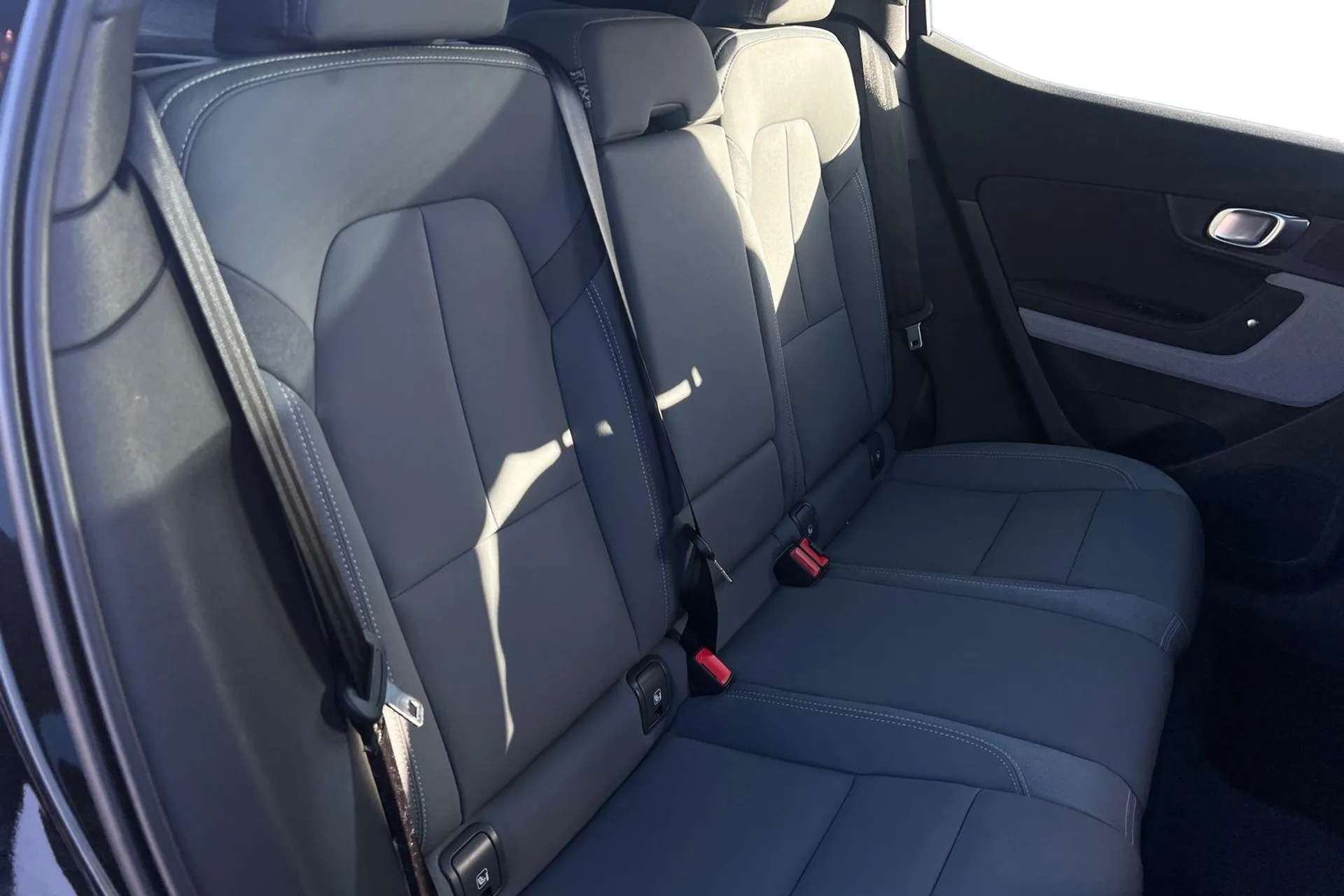 2021 POLESTAR 2 2021 POLESTAR 2