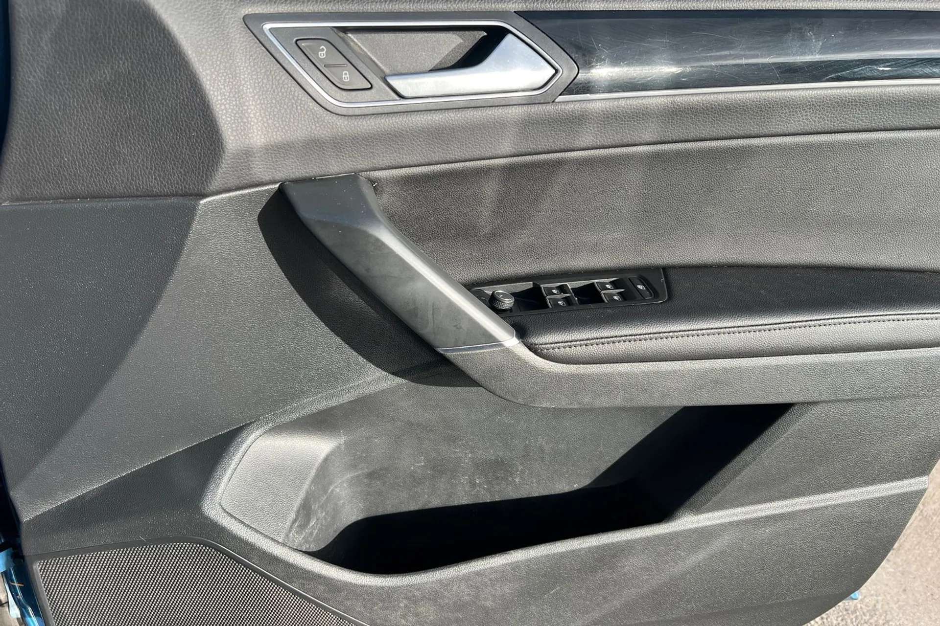 2017 VOLKSWAGEN TOURAN 2017 VOLKSWAGEN TOURAN