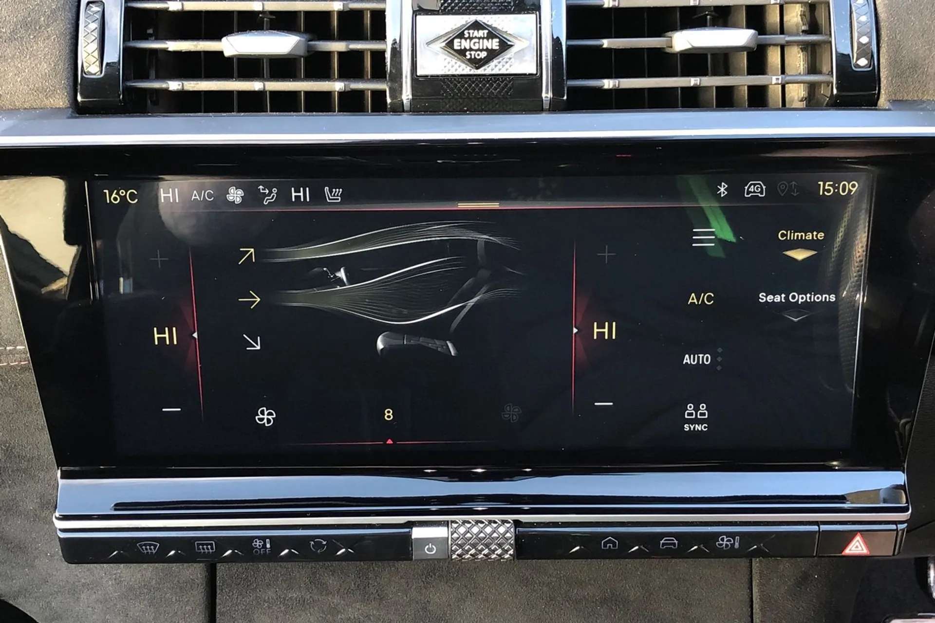 2024 DS DS 7 CROSSBACK 2024 DS DS 7 CROSSBACK