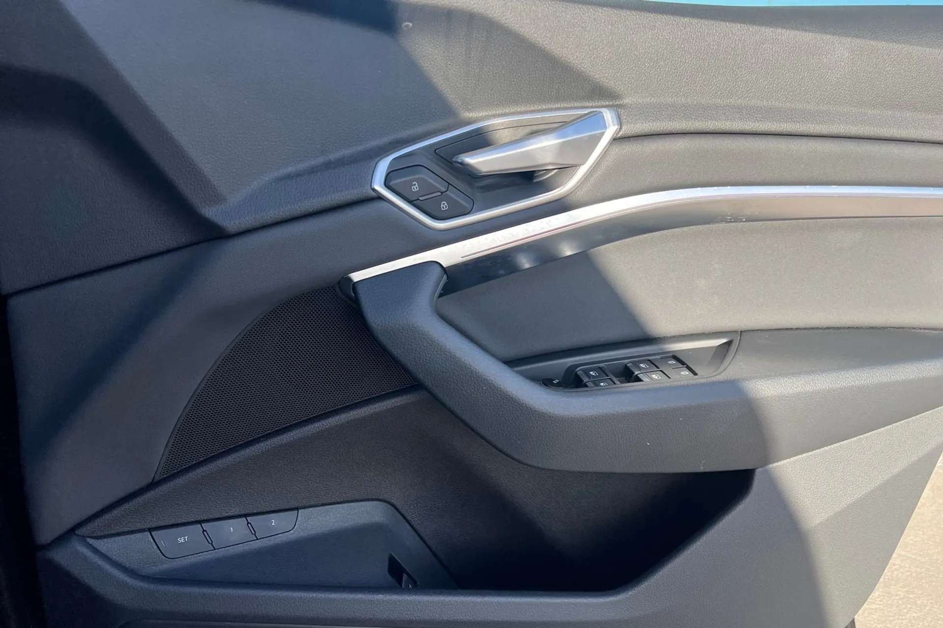 2020 AUDI E-TRON 2020 AUDI E-TRON