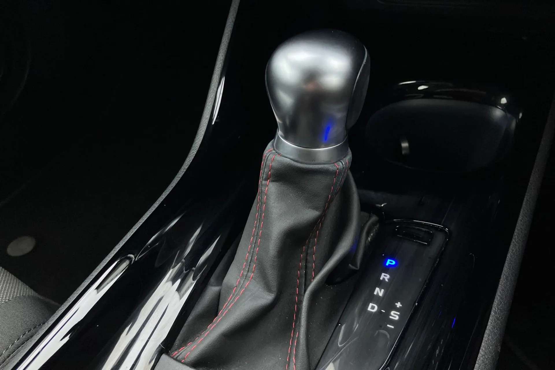 2021 TOYOTA C-HR 2021 TOYOTA C-HR