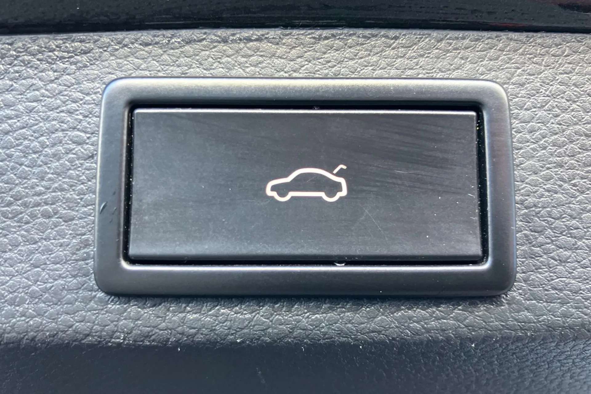 2018 SKODA KAROQ 2018 SKODA KAROQ