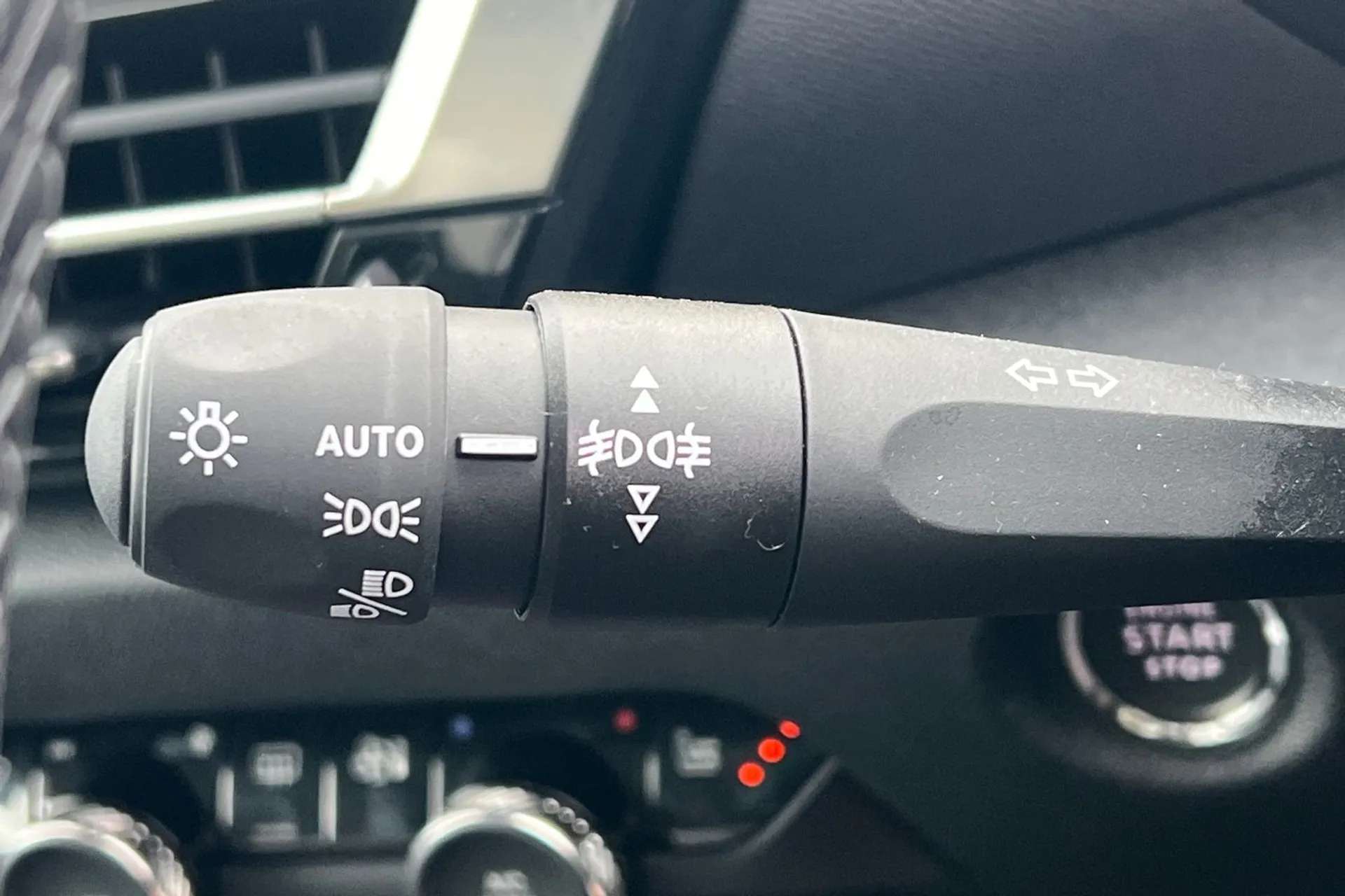 2025 CITROEN C4 2025 CITROEN C4