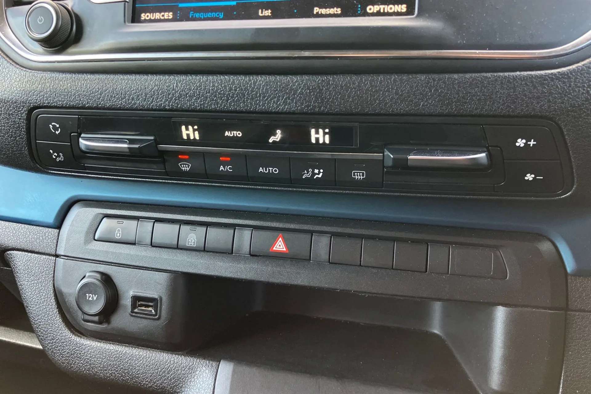 2020 PEUGEOT TRAVELLER 2020 PEUGEOT TRAVELLER