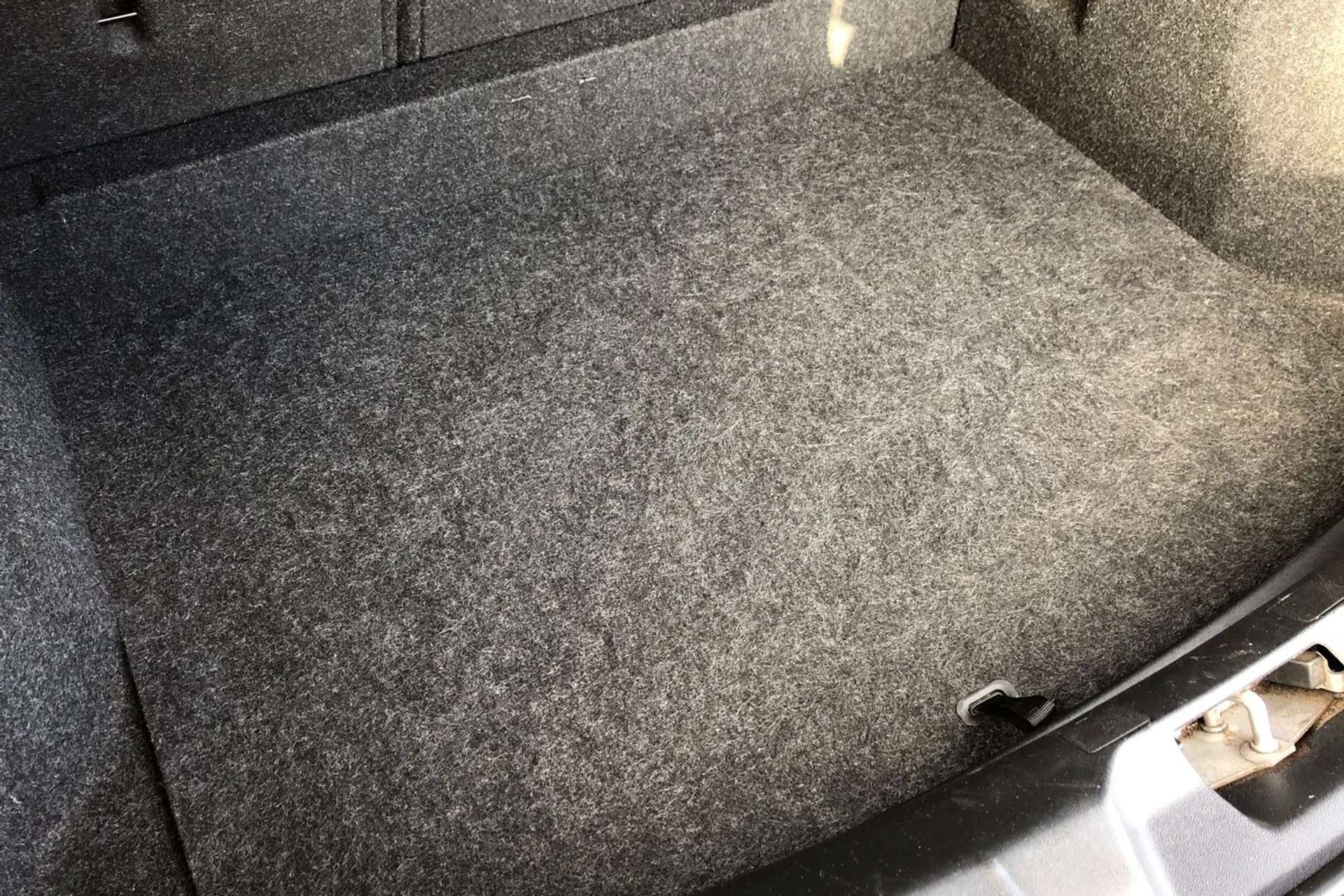 2018 VOLVO V40 2018 VOLVO V40