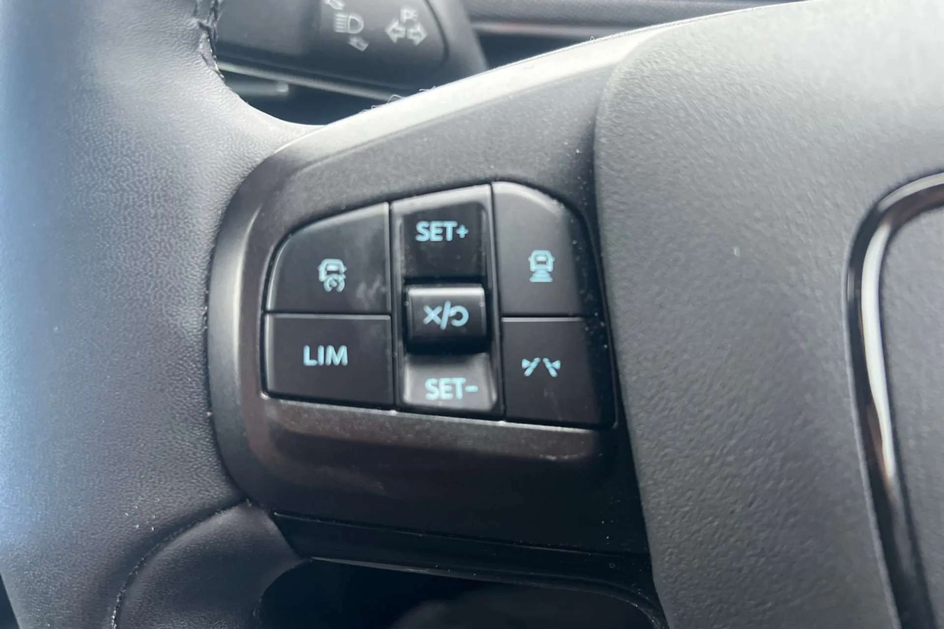 2021 FORD MUSTANG MACH-E 2021 FORD MUSTANG MACH-E