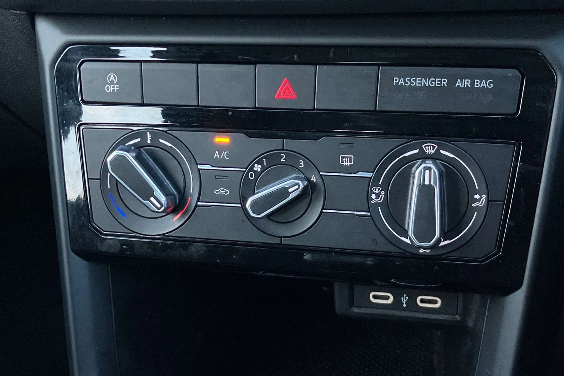 2023 VOLKSWAGEN T-CROSS 2023 VOLKSWAGEN T-CROSS