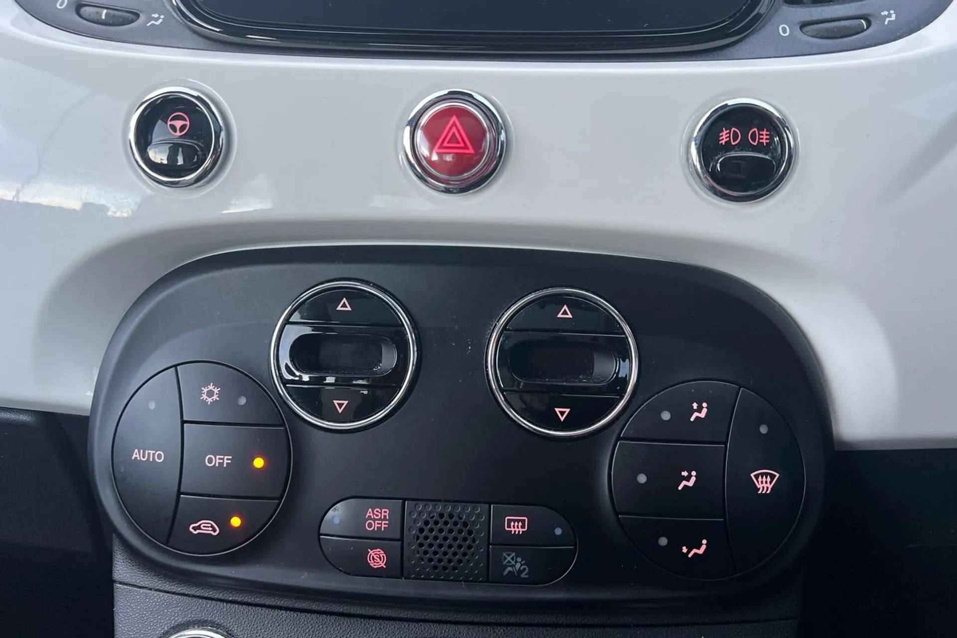 2021 FIAT 500 2021 FIAT 500