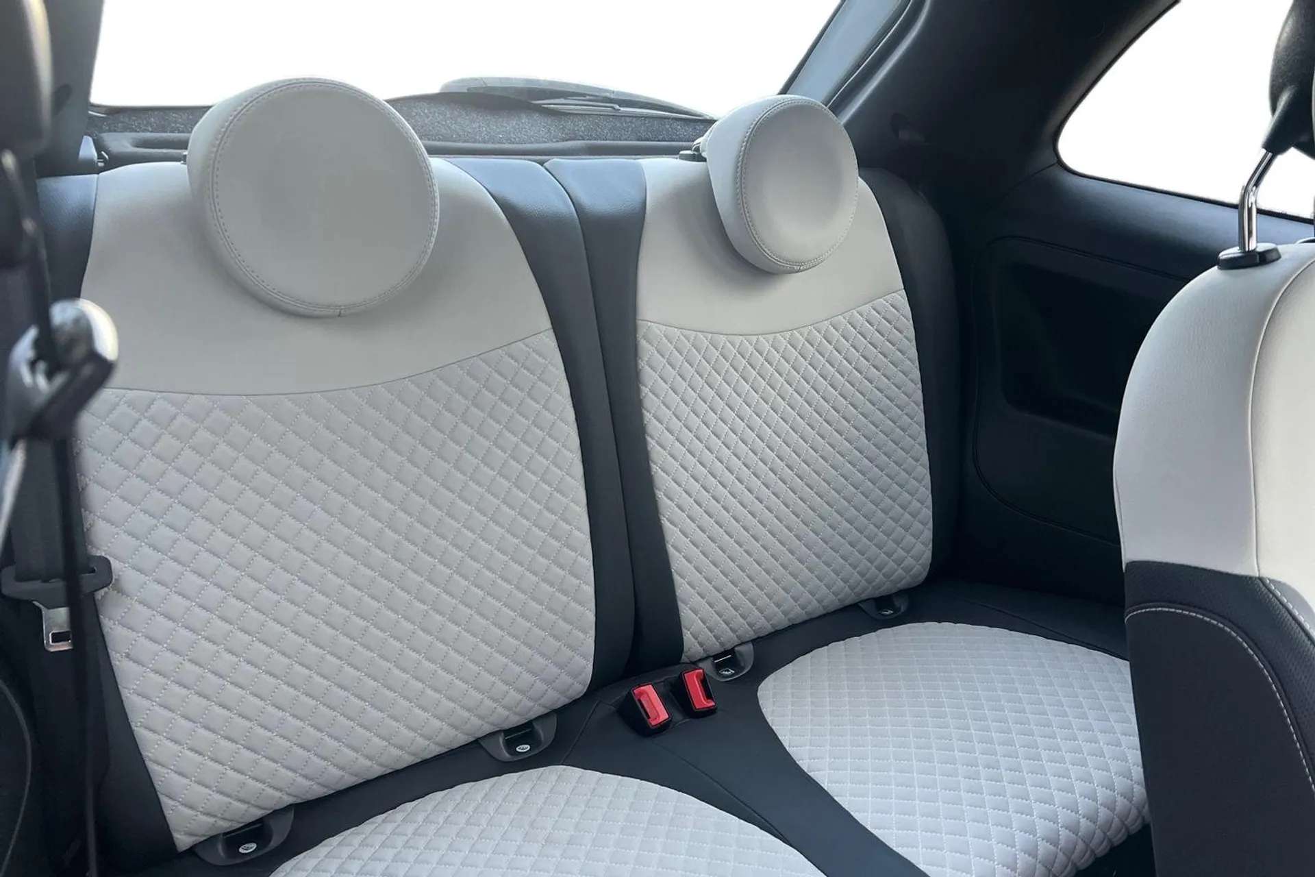 2021 FIAT 500 2021 FIAT 500