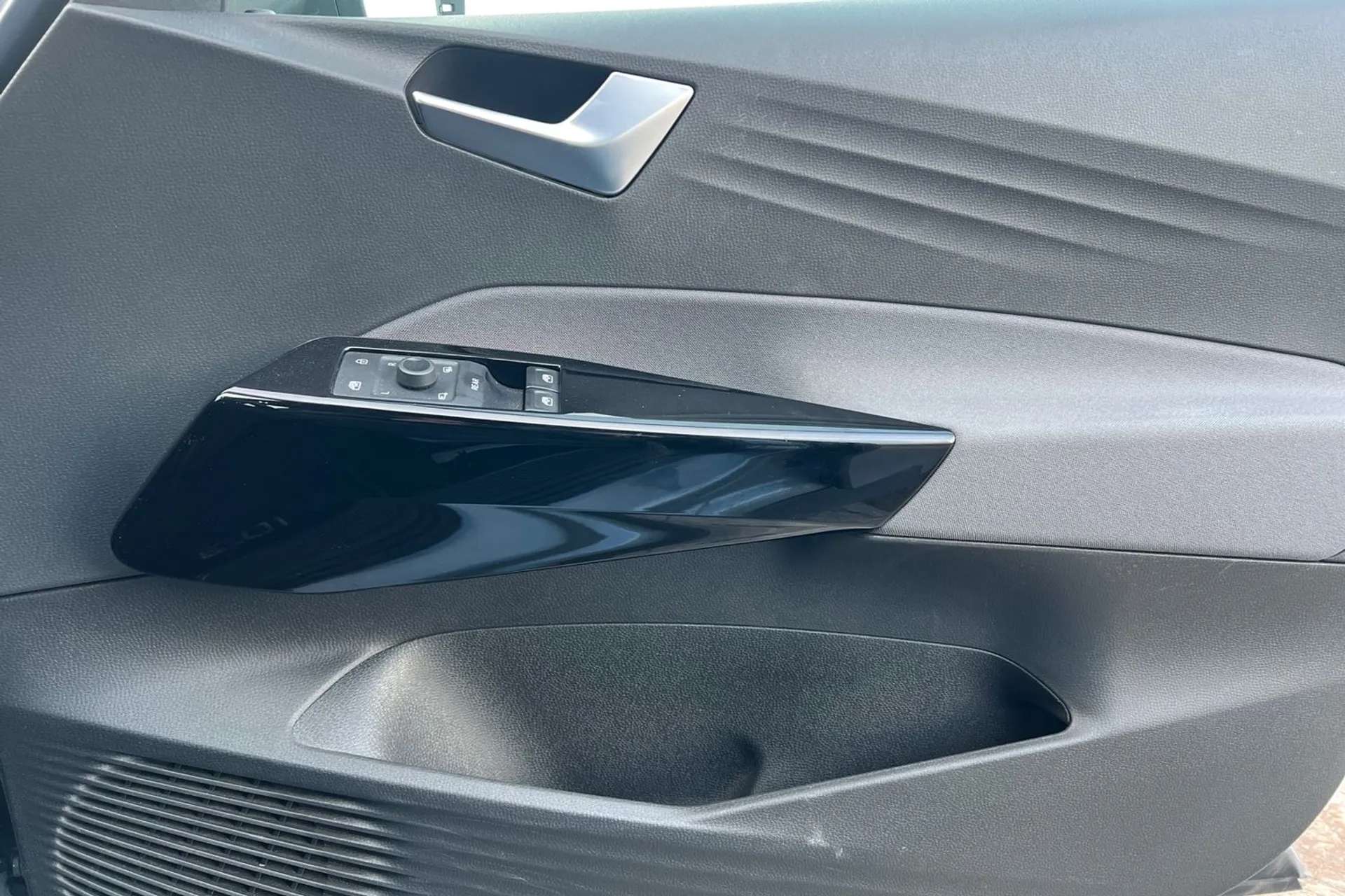 2020 VOLKSWAGEN ID.3 2020 VOLKSWAGEN ID.3