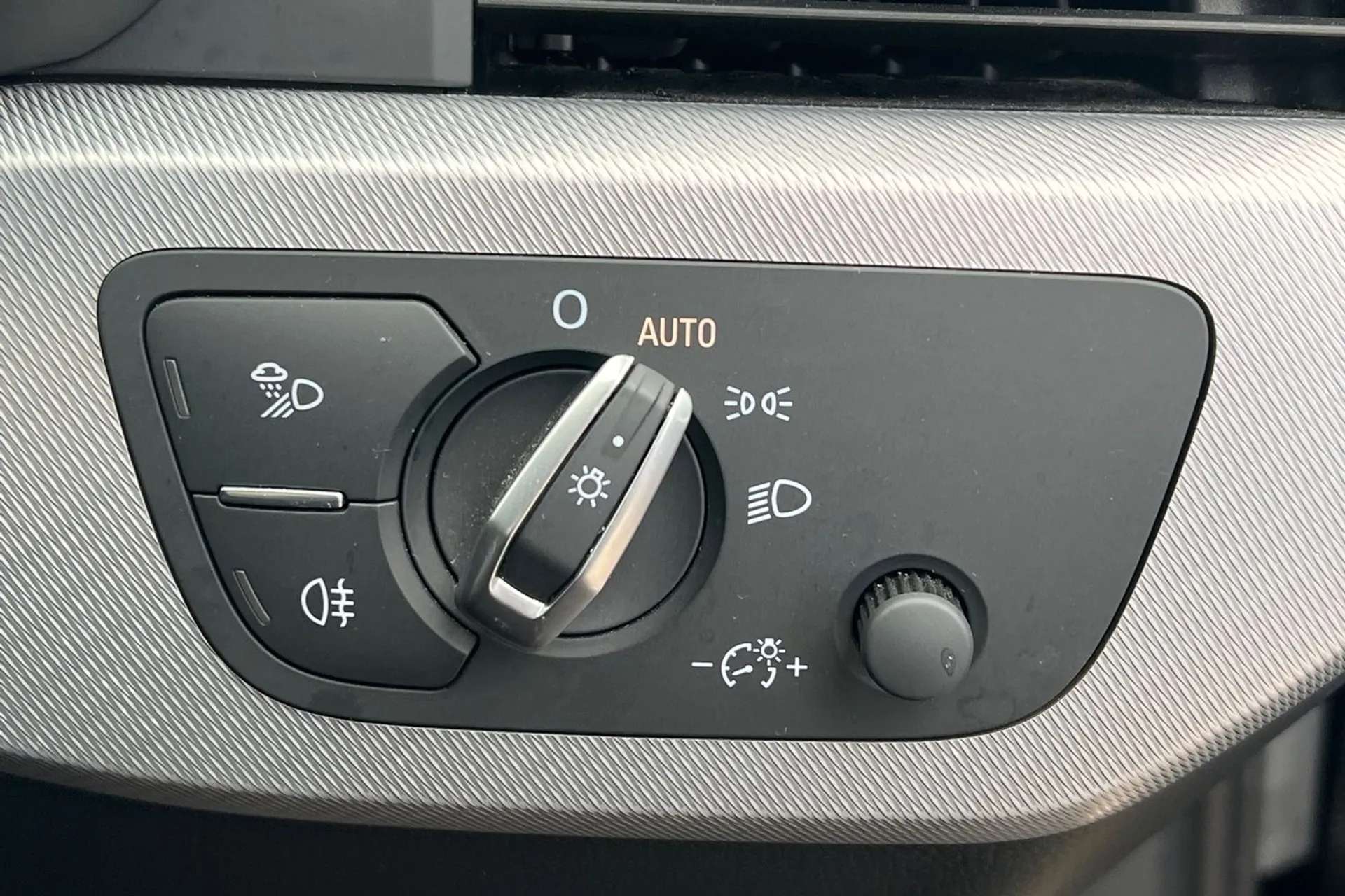 2018 AUDI A4 2018 AUDI A4