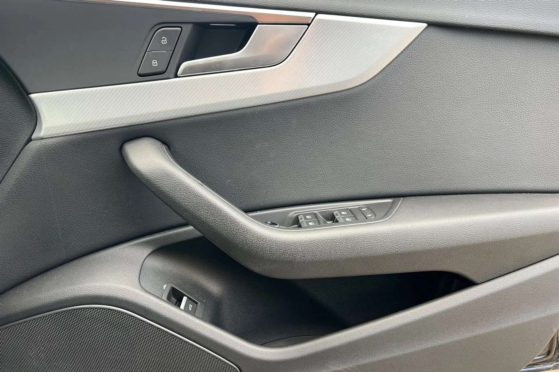 2018 AUDI A4 2018 AUDI A4