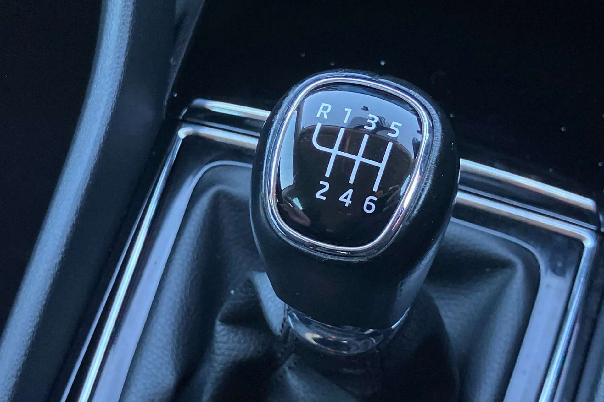 2023 SKODA KAROQ 2023 SKODA KAROQ