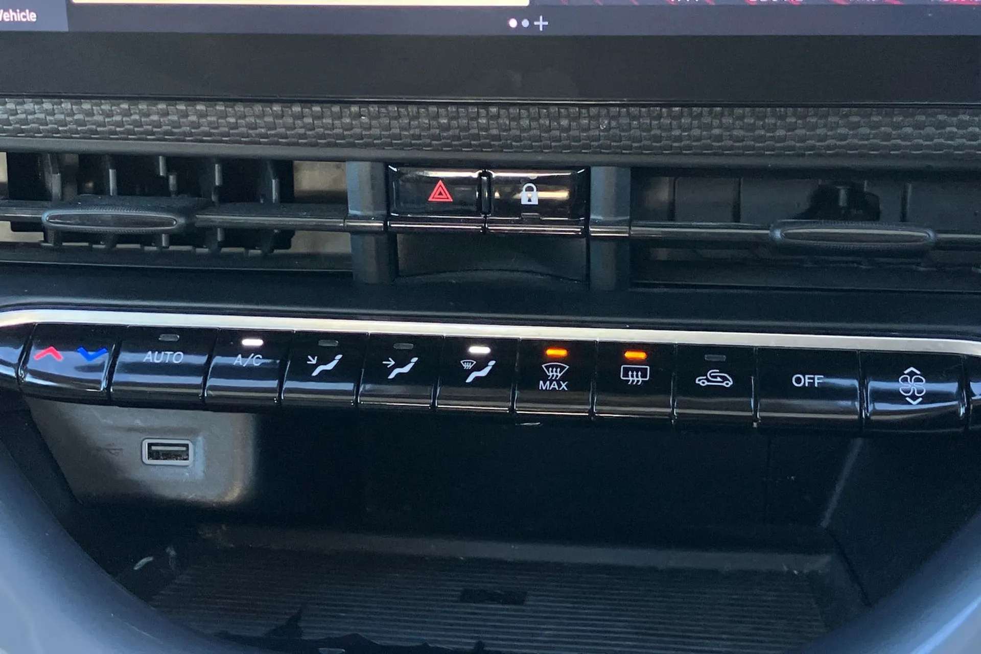 2023 FIAT 500 2023 FIAT 500