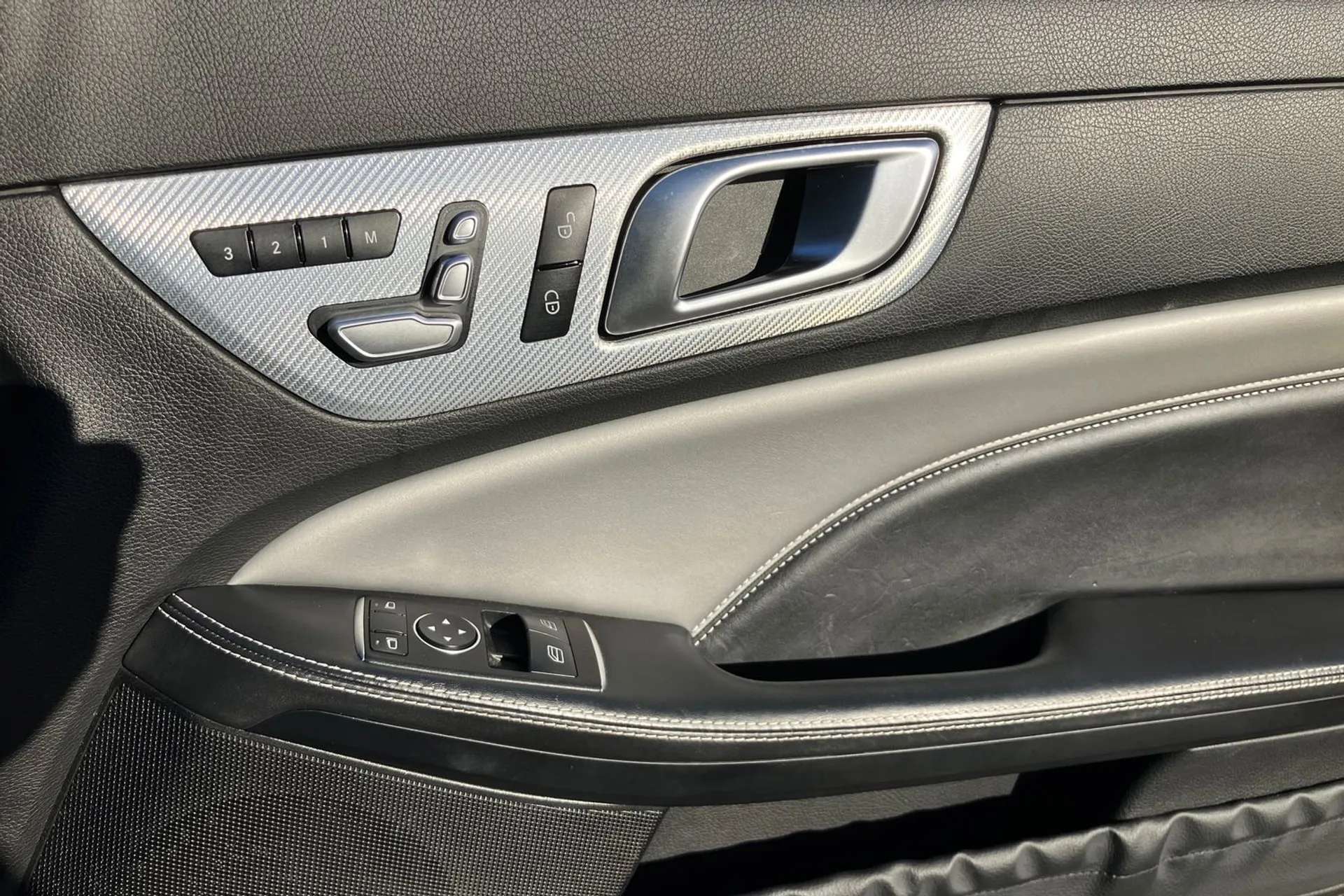 2021 MERCEDES-BENZ SLC 2021 MERCEDES-BENZ SLC