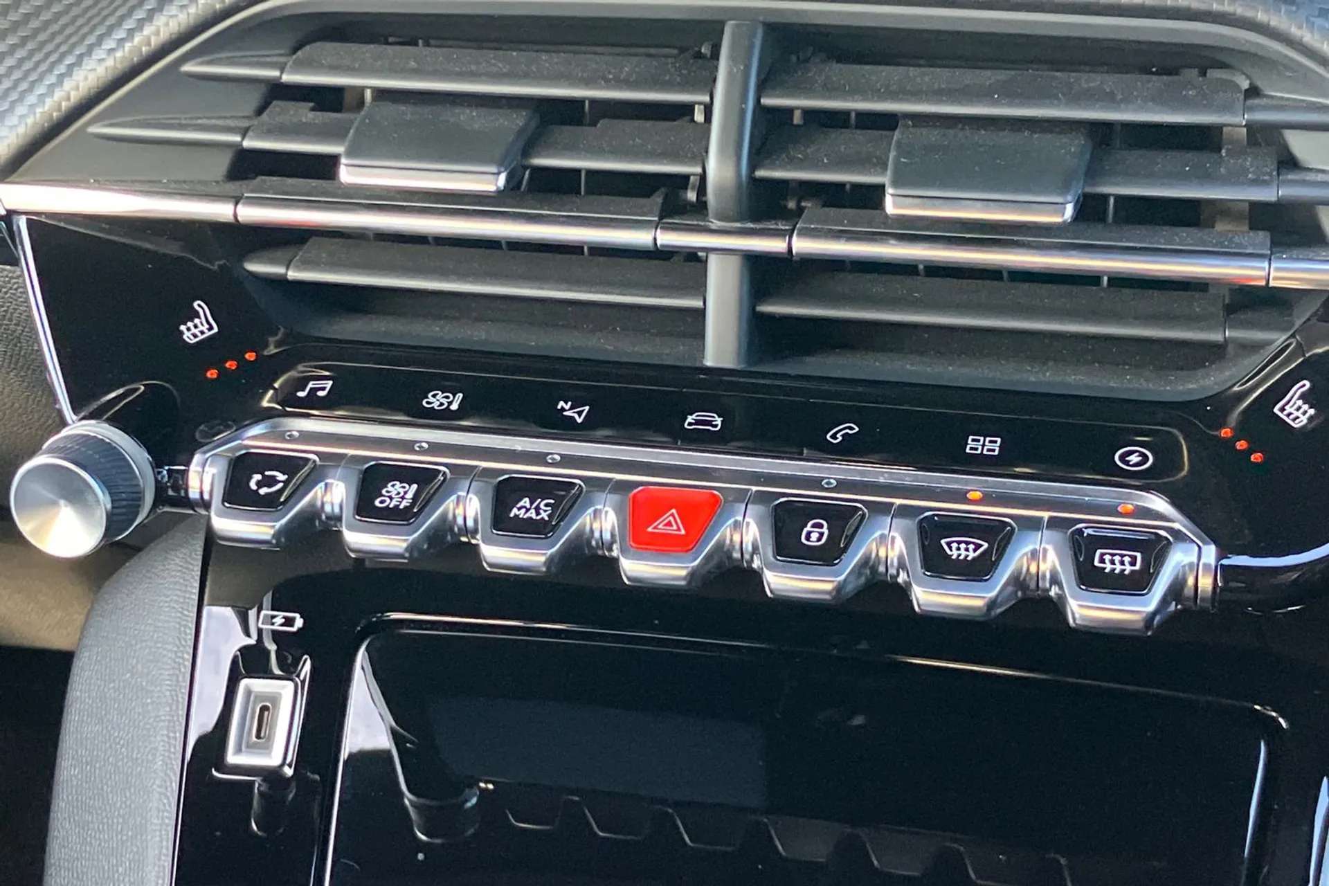 2022 PEUGEOT 208 2022 PEUGEOT 208